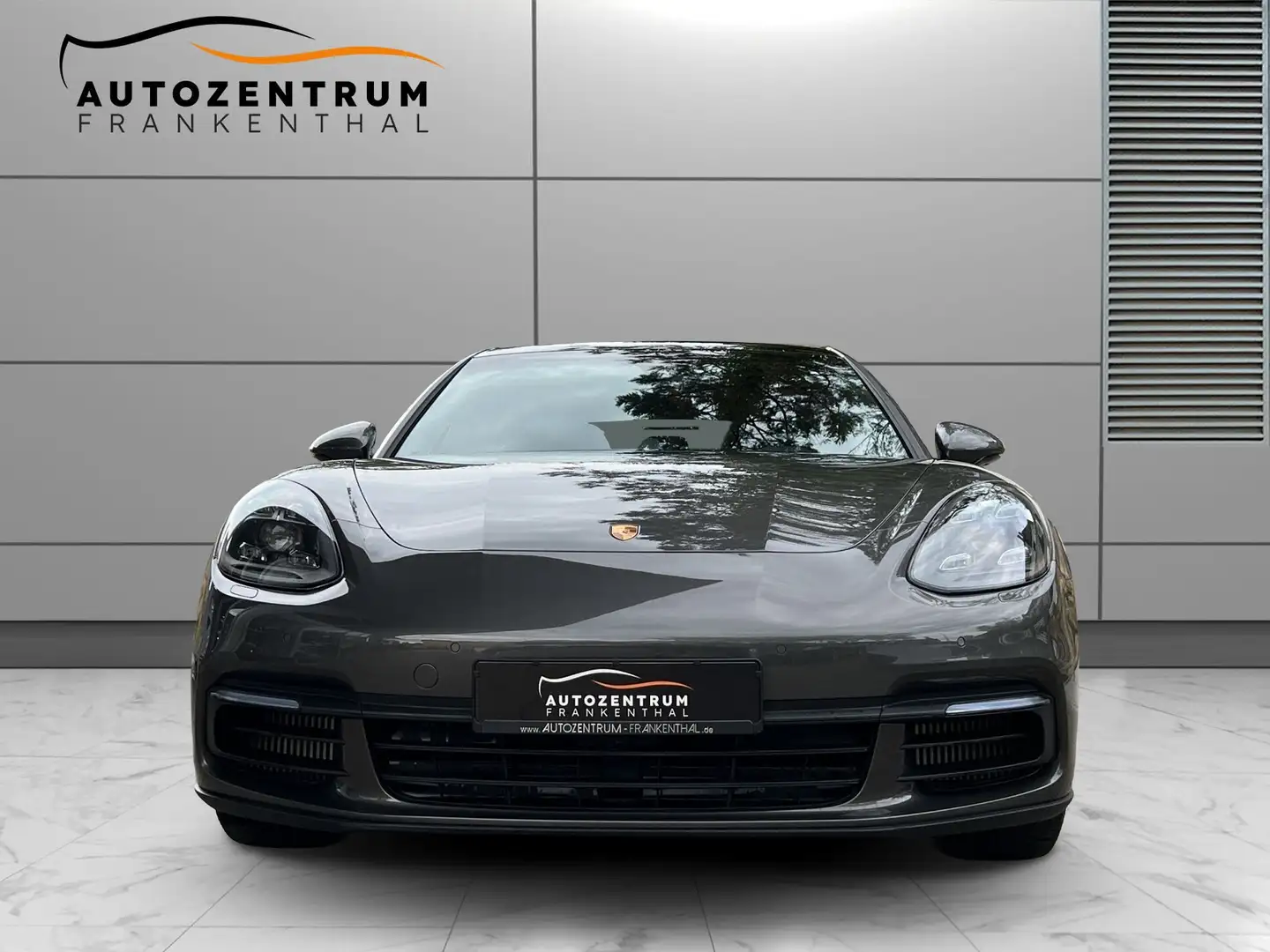 Porsche Panamera Sport Turismo 4 E-Hybrid BOSE 360° MATRIX PANO Grau - 2