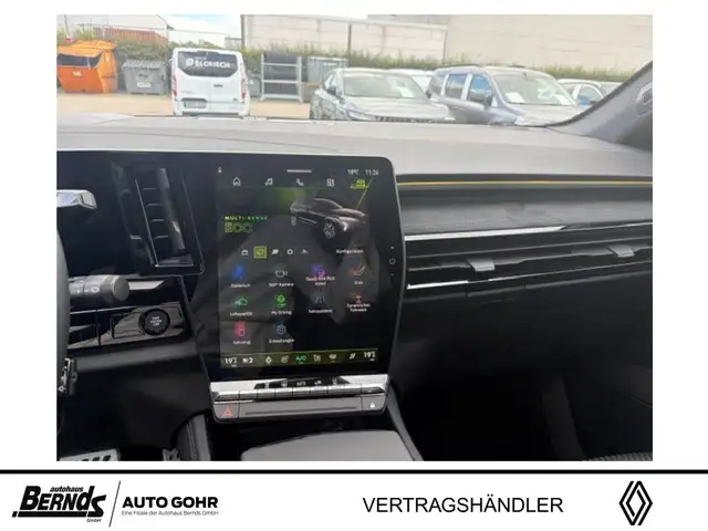 Renault Austral view 12