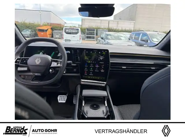 Renault Austral view 8