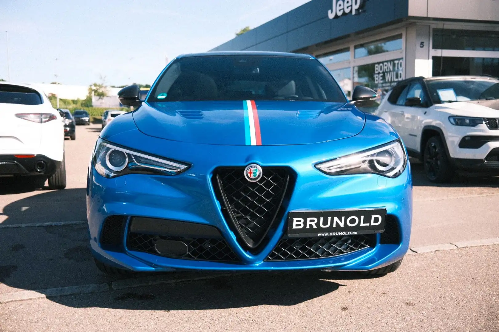 Alfa Romeo Stelvio Quadrifoglio Q4 Blau - 2
