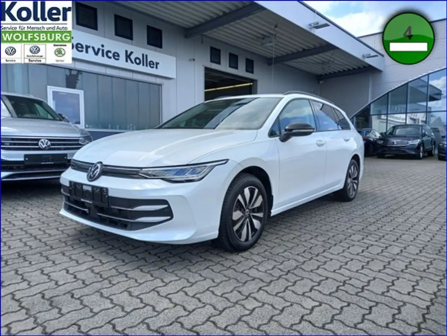 Volkswagen Golf Variant VIII 1.5 eTSI DSG Goal ACC APP Wit - 2