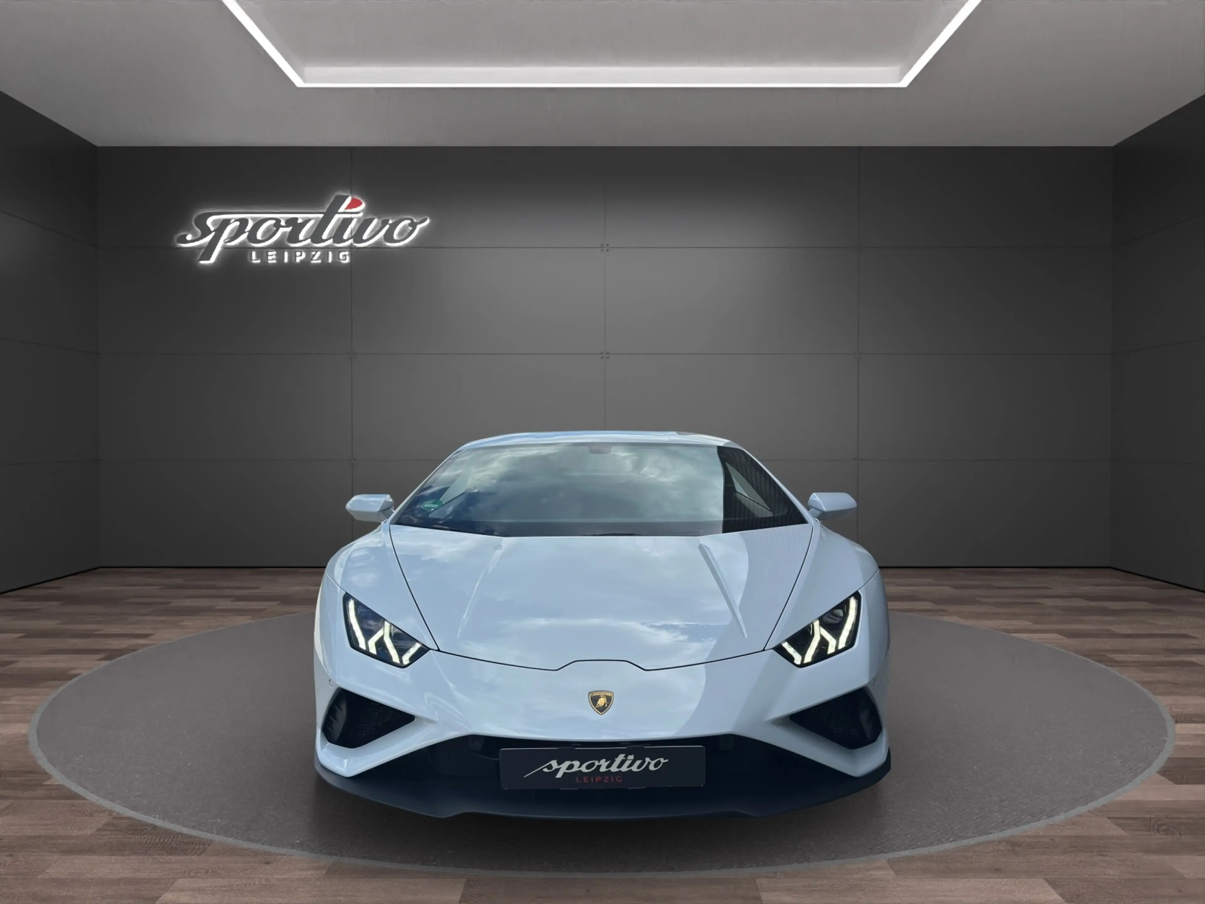 Lamborghini Huracán EVO RWD**Akrapovic-Anlage**Lift** — photo 3