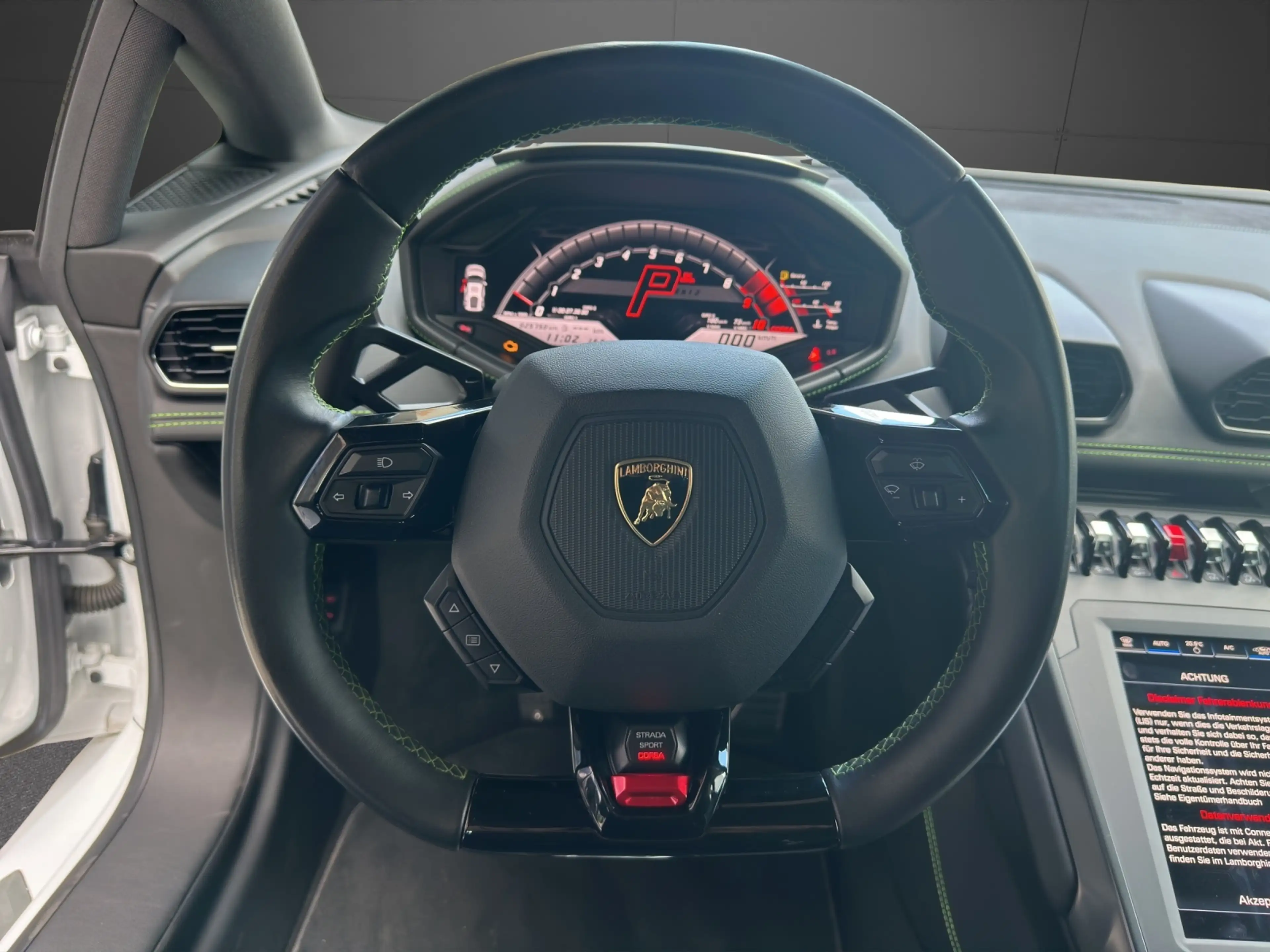 Lamborghini Huracán EVO RWD**Akrapovic-Anlage**Lift** — photo 7