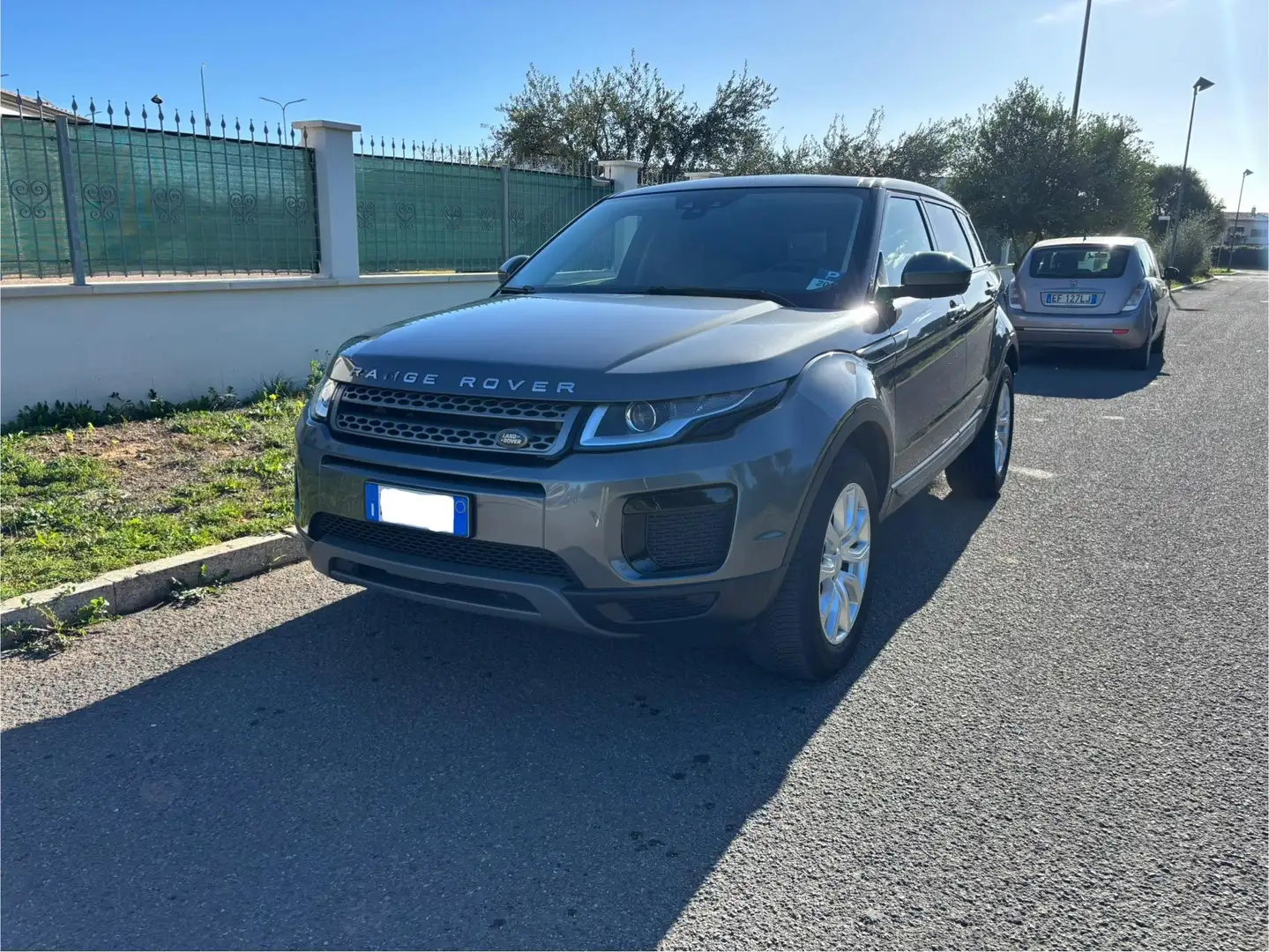 Land Rover Range Rover Evoque Range Rover Evoque 5p 2.0 ed4 Pure 150cv Grigio - 2