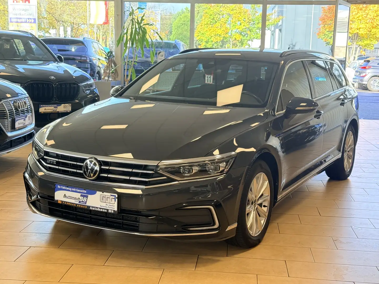 Volkswagen Passat GTE*ACC*ST-Heiz*dig.Cockpit*360cam*SHZ Grau - 1
