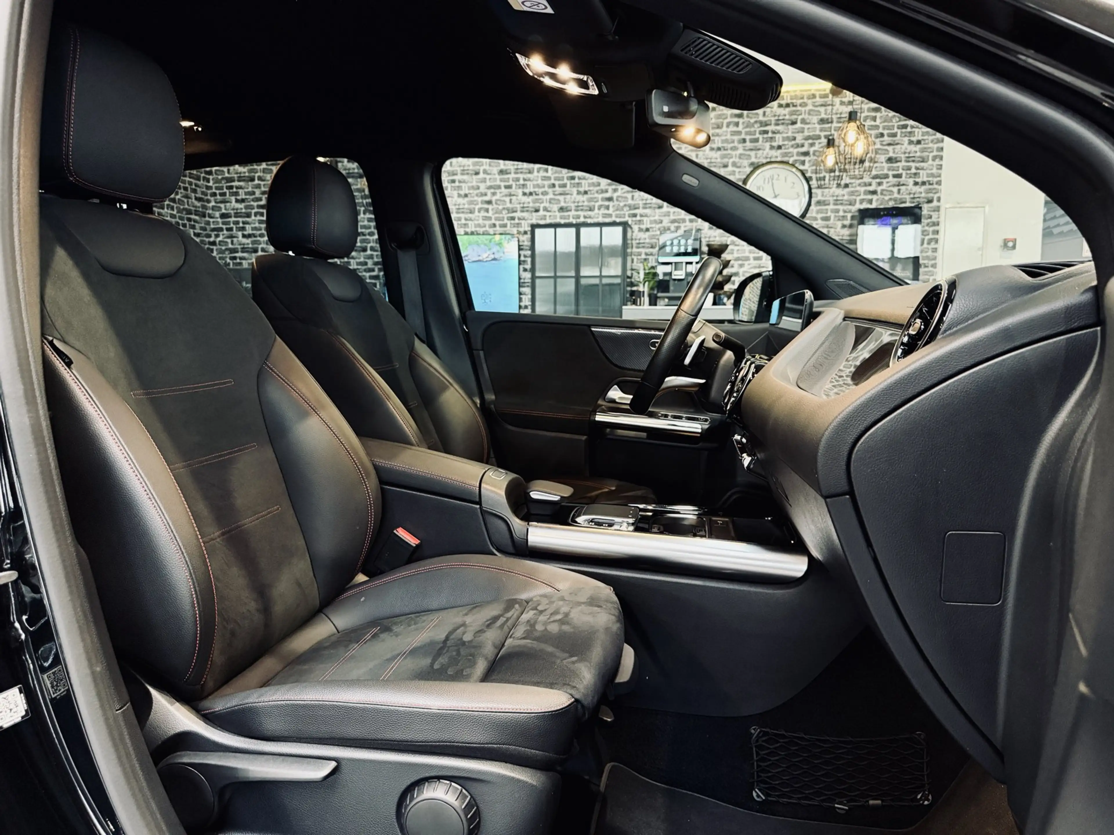 Mercedes-Benz B 250 AMG Line |LED|SHZ|Kamera|Carbon| — photo 15