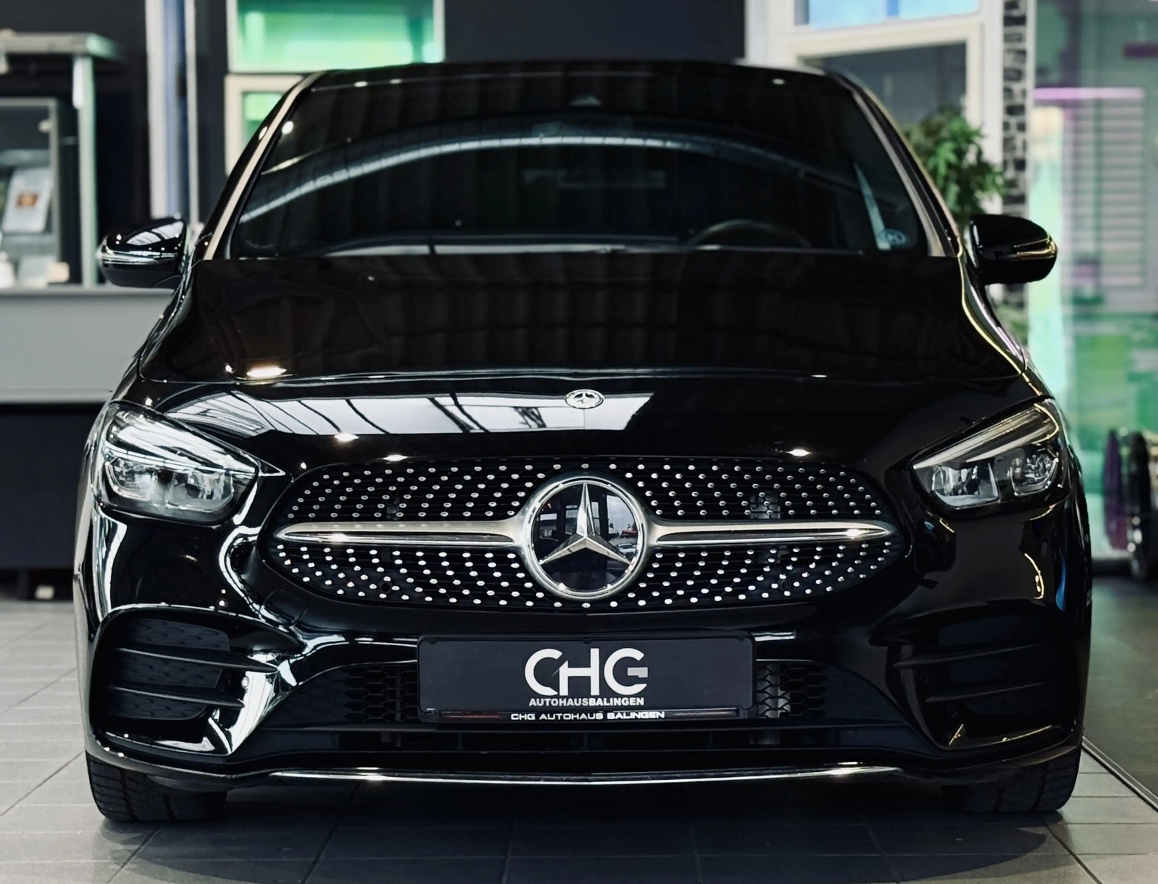 Mercedes-Benz B 250 AMG Line |LED|SHZ|Kamera|Carbon| — photo 2