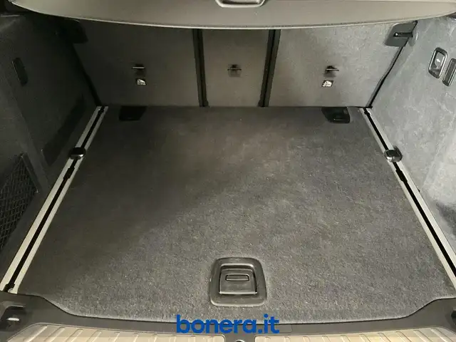 BMW X3 view 13