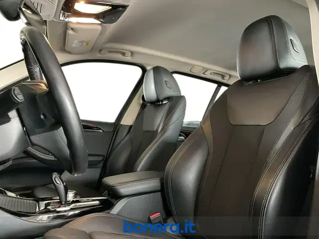 BMW X3 view 15