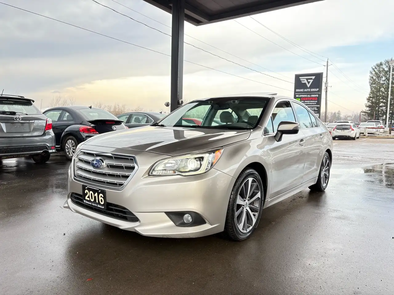 Subaru Legacy снимка Subaru Legacy