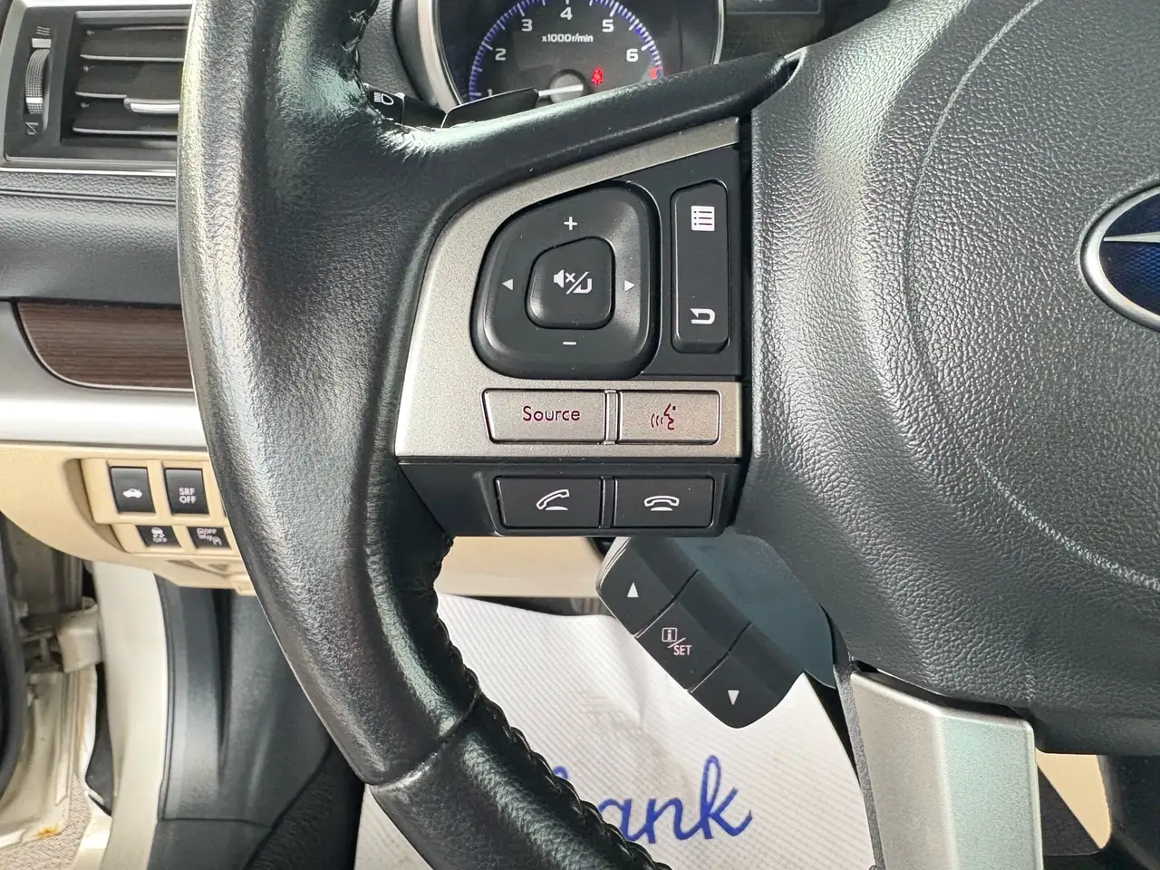 Subaru Legacy снимка Subaru Legacy
