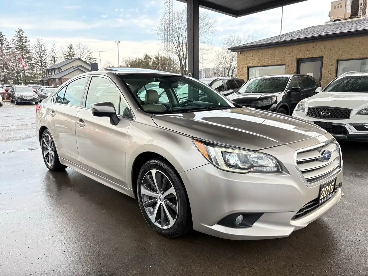 Subaru Legacy снимка Subaru Legacy