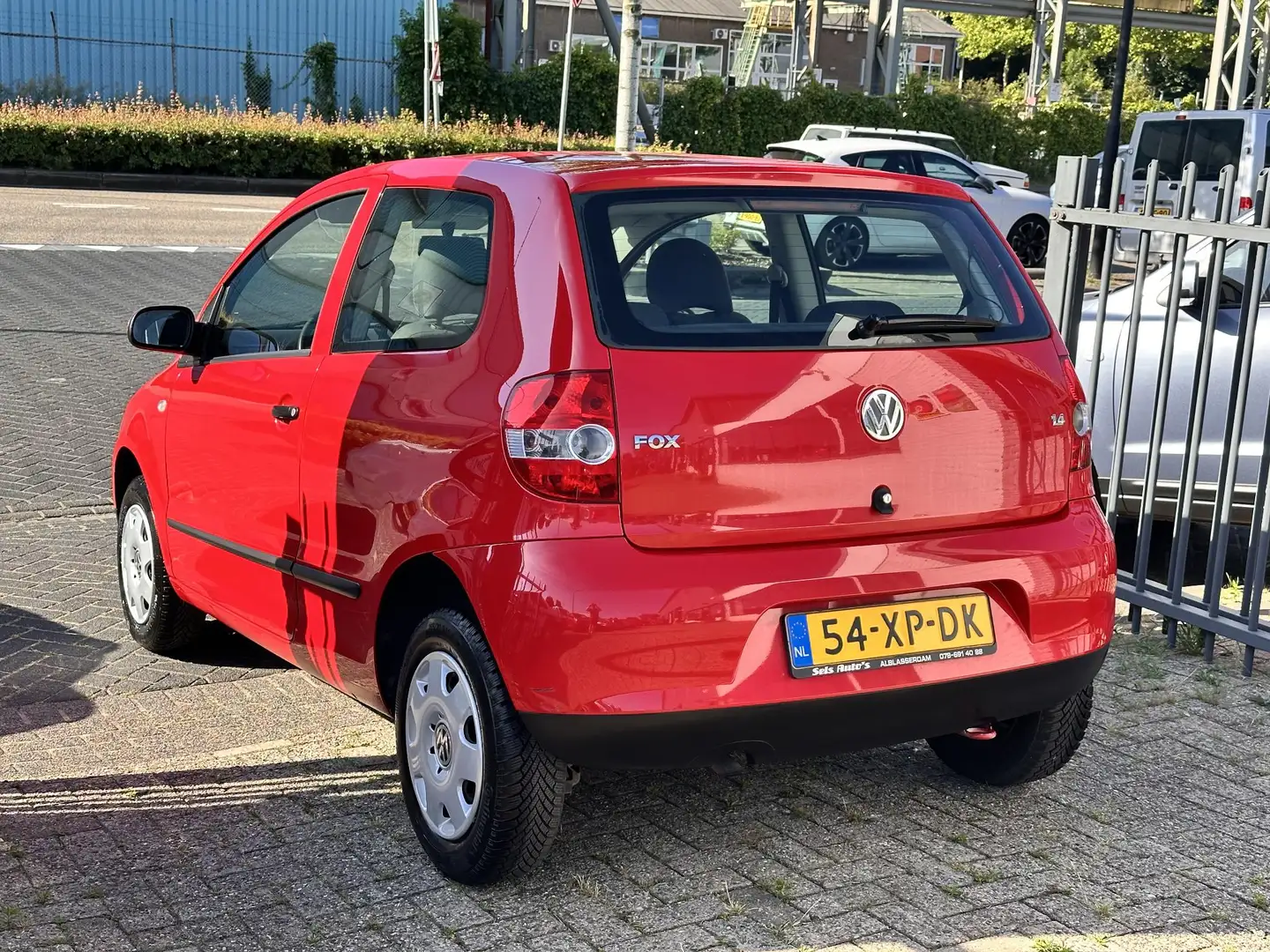Volkswagen Fox 1.4 Optive AIRCO Rood - 2