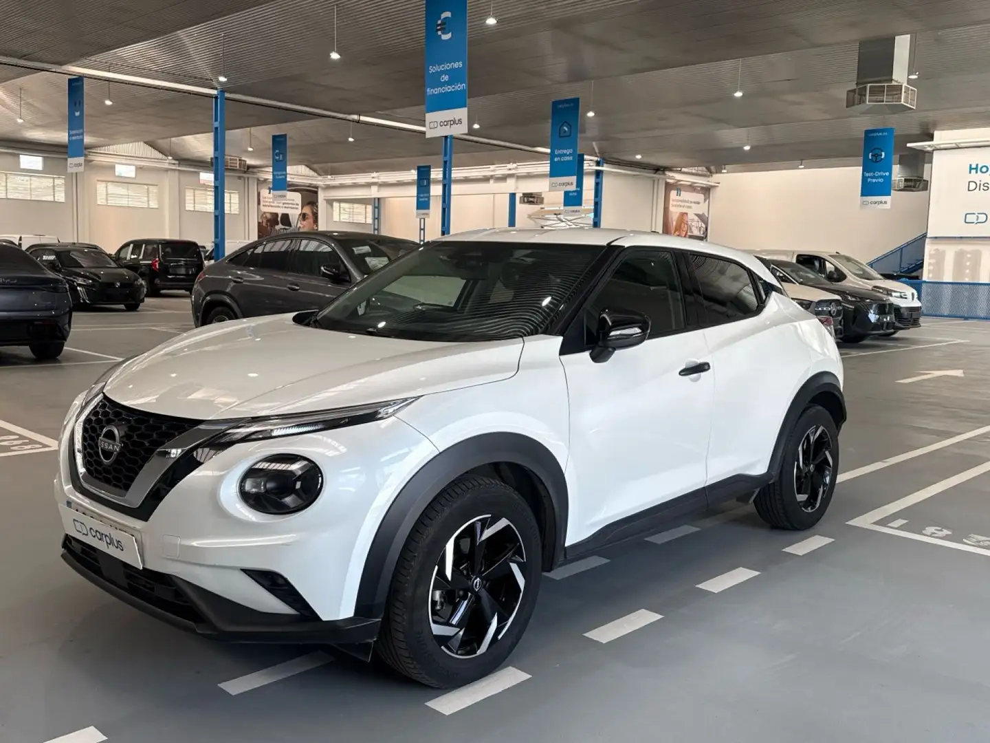 Nissan Juke 1.0 DIG-T N-Connecta 4x2 DCT 7 84kW Blanco - 1
