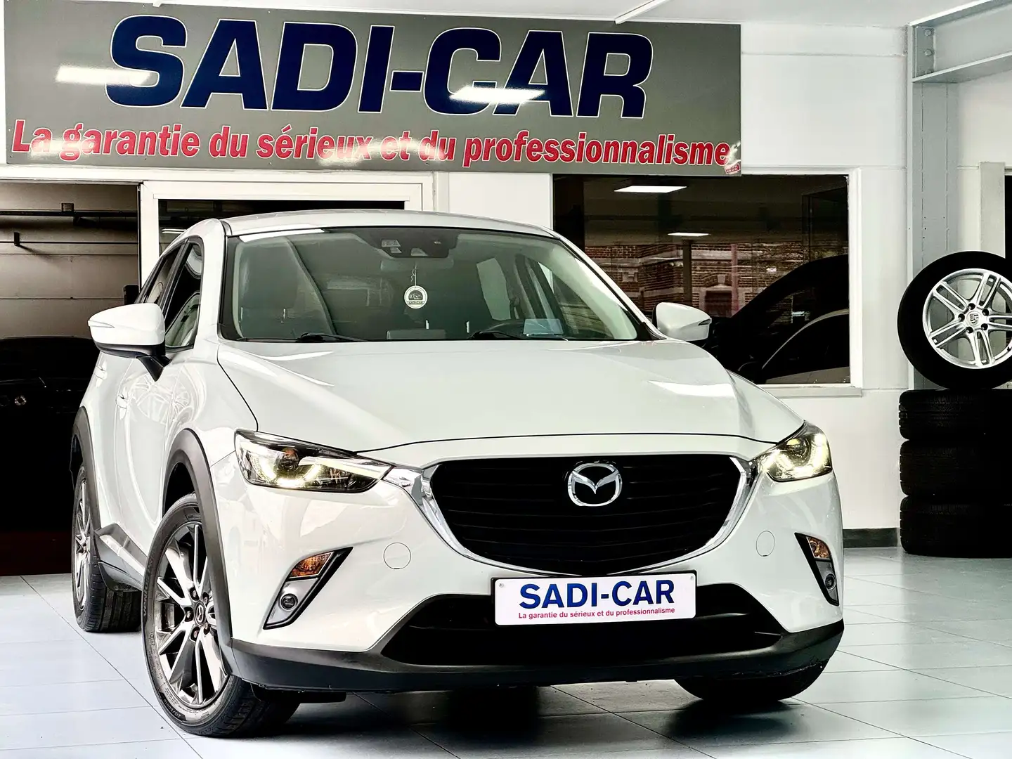 Mazda CX-3 1.5 SKYACTIV-D 115cv Skydrive - FULL OPTIONS Gris - 1