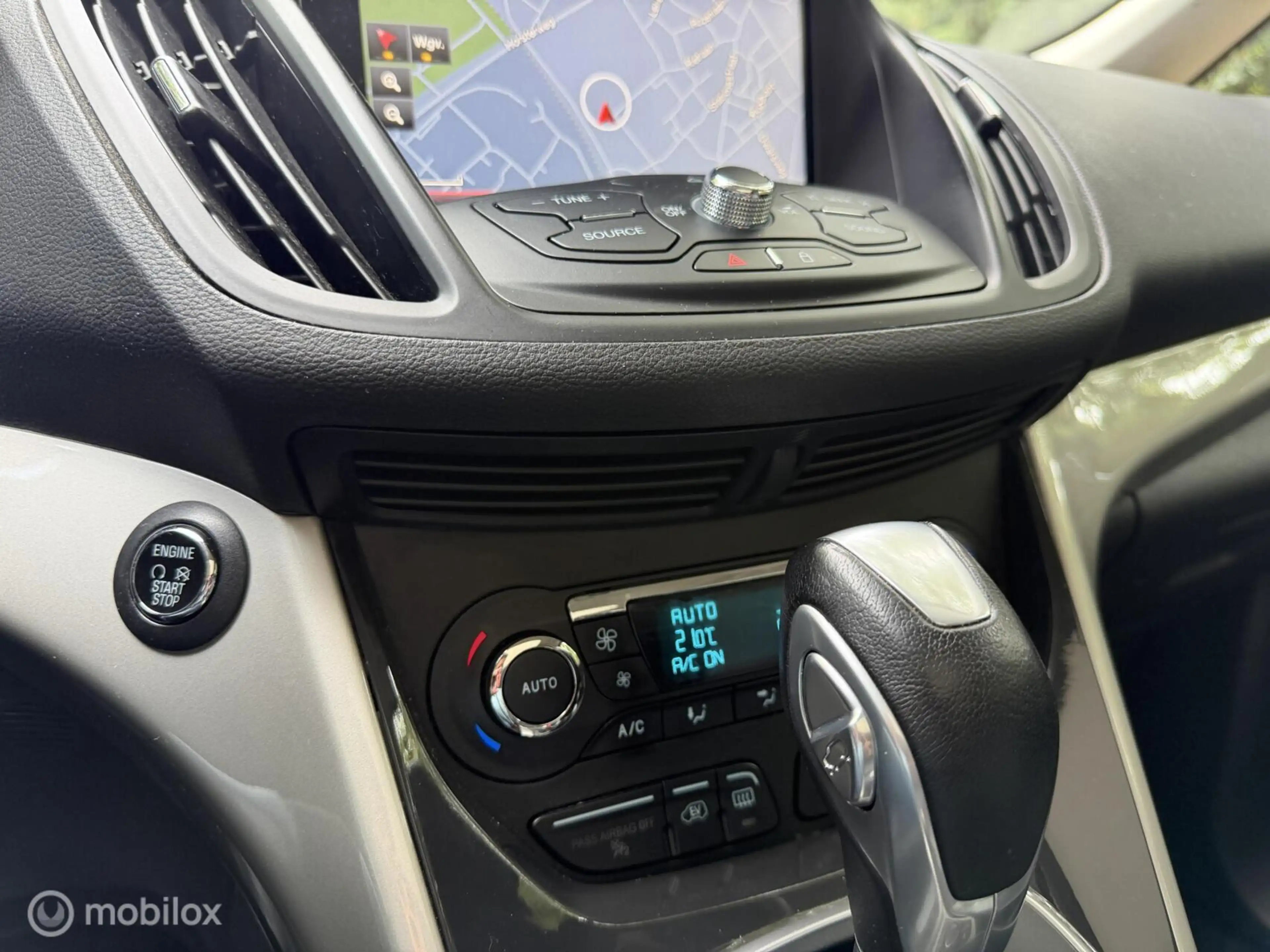 Ford C-Max 2.0 Plug-in Hybrid Automaat Titanium Plus Leer — photo 12