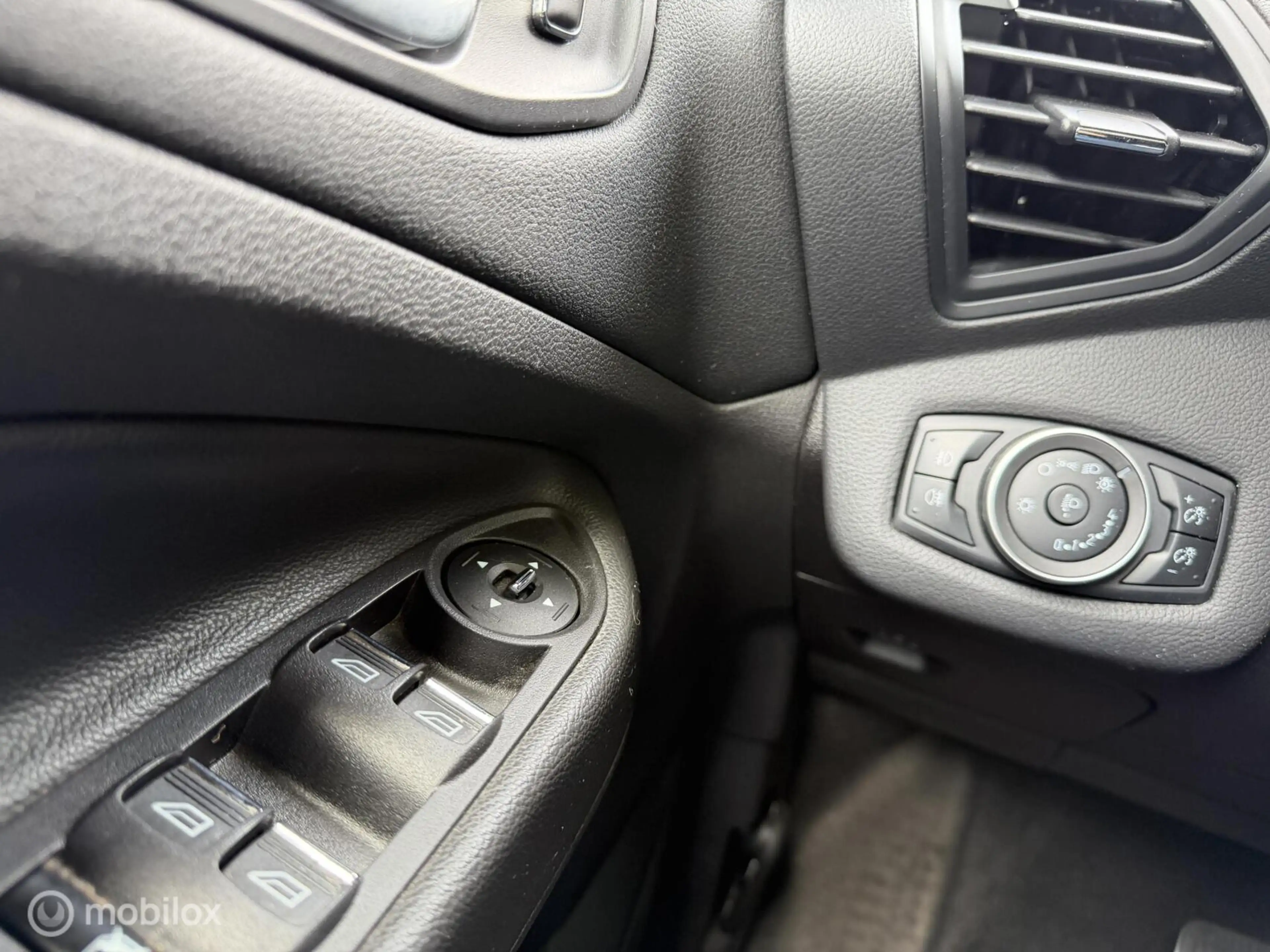 Ford C-Max 2.0 Plug-in Hybrid Automaat Titanium Plus Leer — photo 14