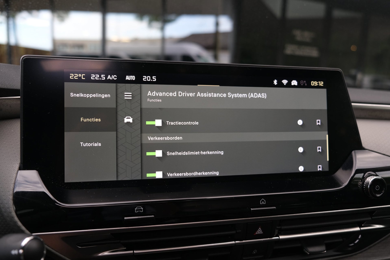 Citroen C5 X 1.6 Plug-in Hybrid 225 Shine|Rijklaar!|Fulloption| — photo 36