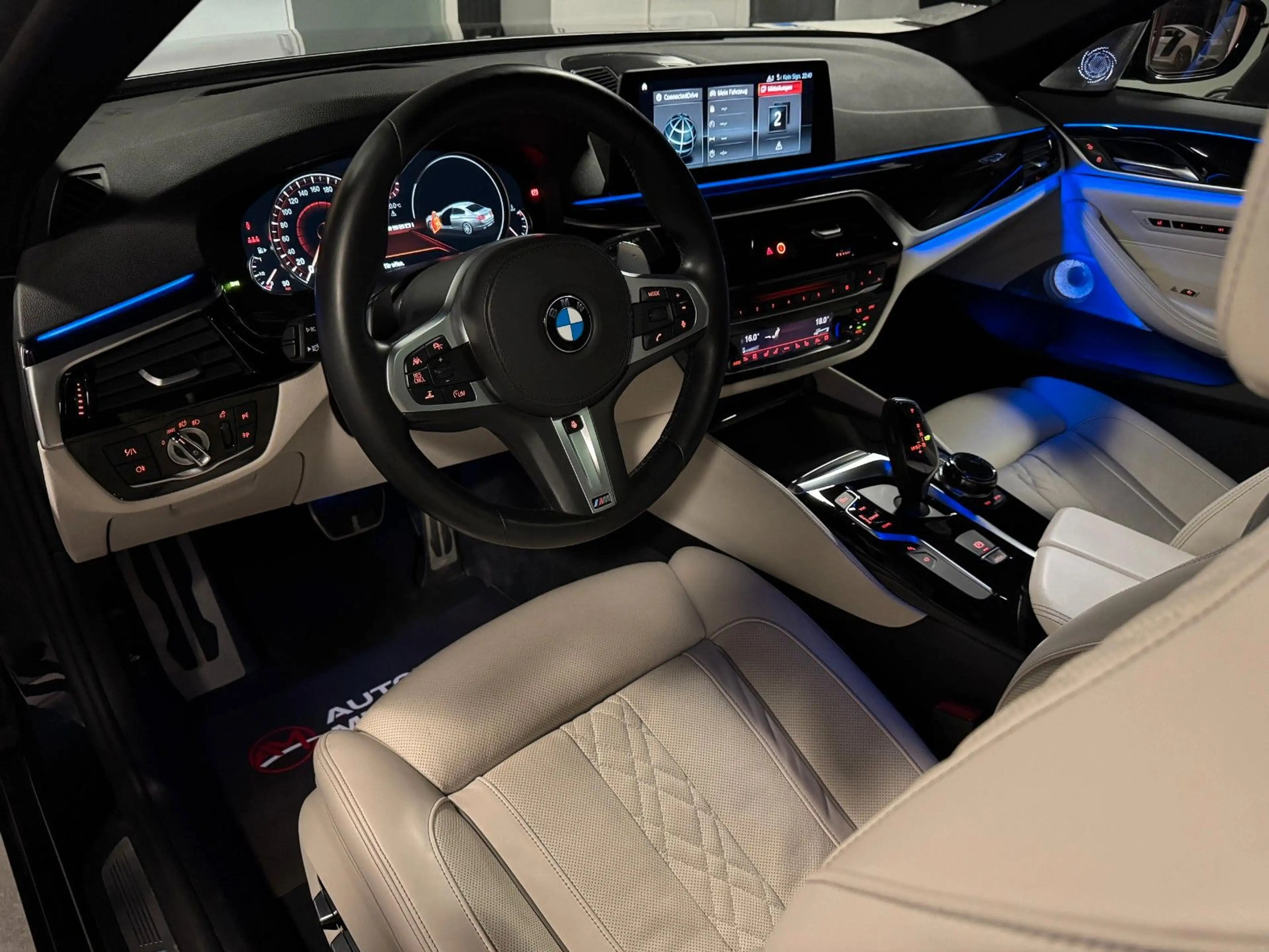BMW 550 i xDrive Lim./Bowers&Wilkins+Elfenbeinweiß — photo 13