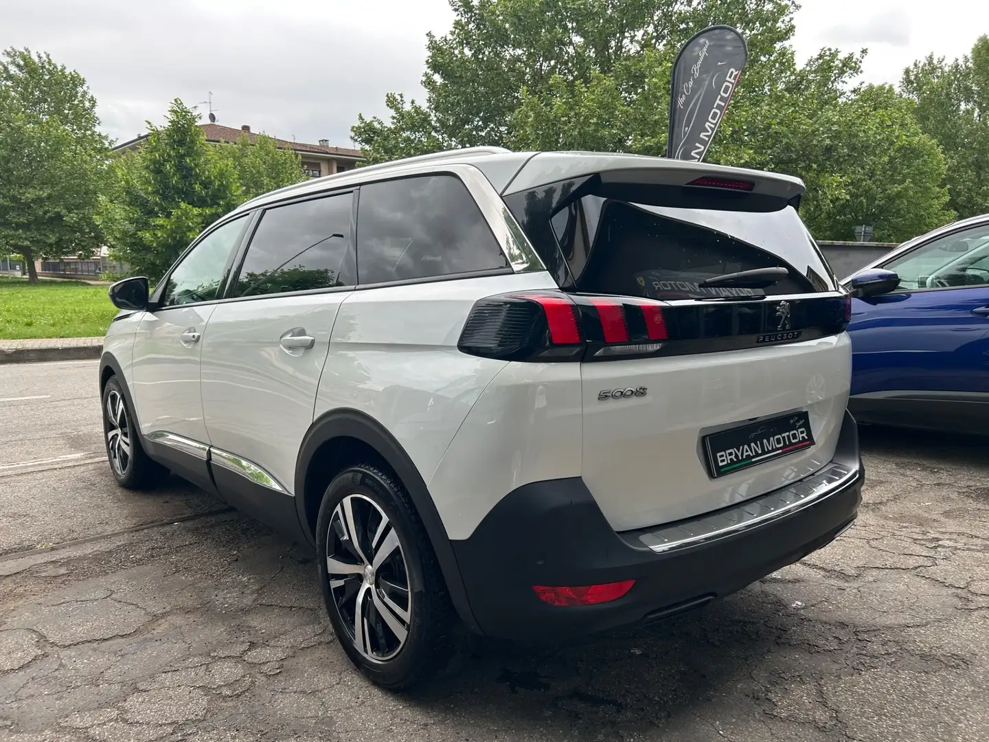 Peugeot 5008 BlueHDi 130 S&S EAT8 Allure Bianco - 2