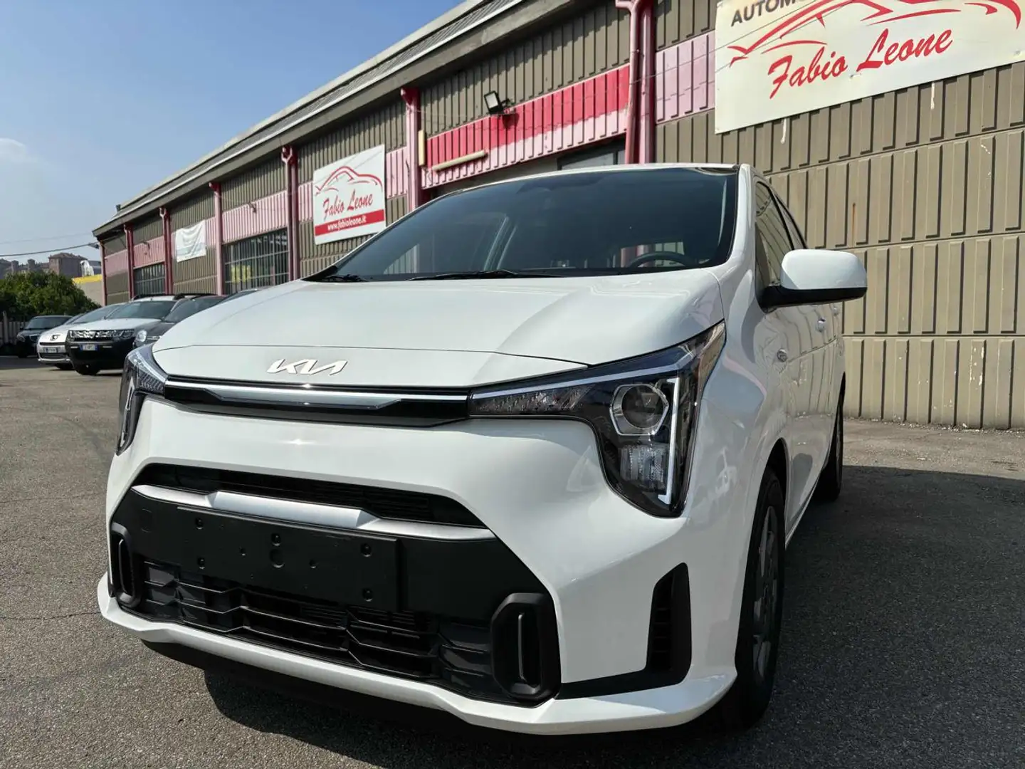 Kia Picanto 1.0 12V 5 porte Urban Bianco - 1