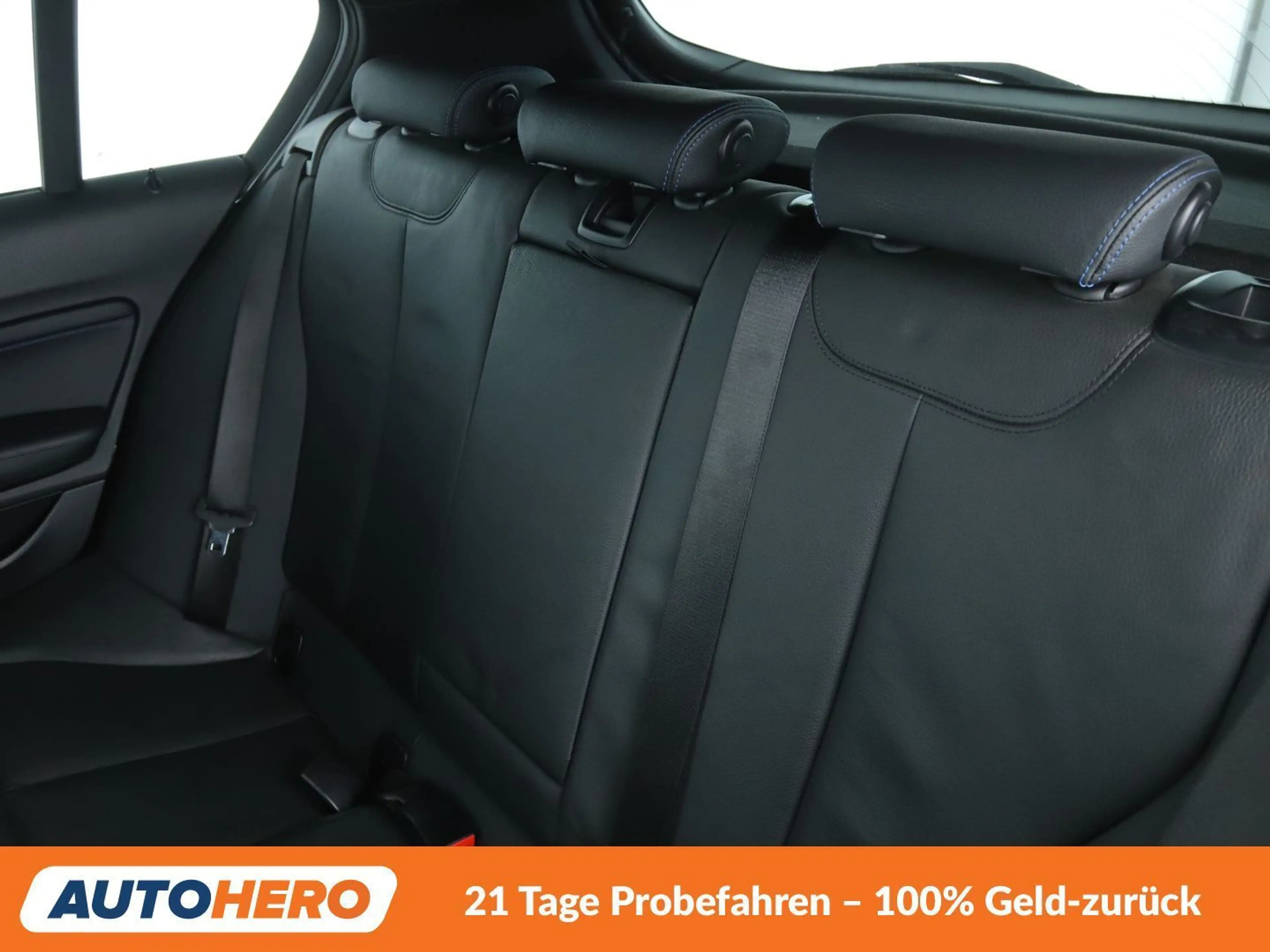 BMW 140 M140i Special Edition Aut.*NAVI*LED*TEMPO*PDC*SHZ* — photo 14