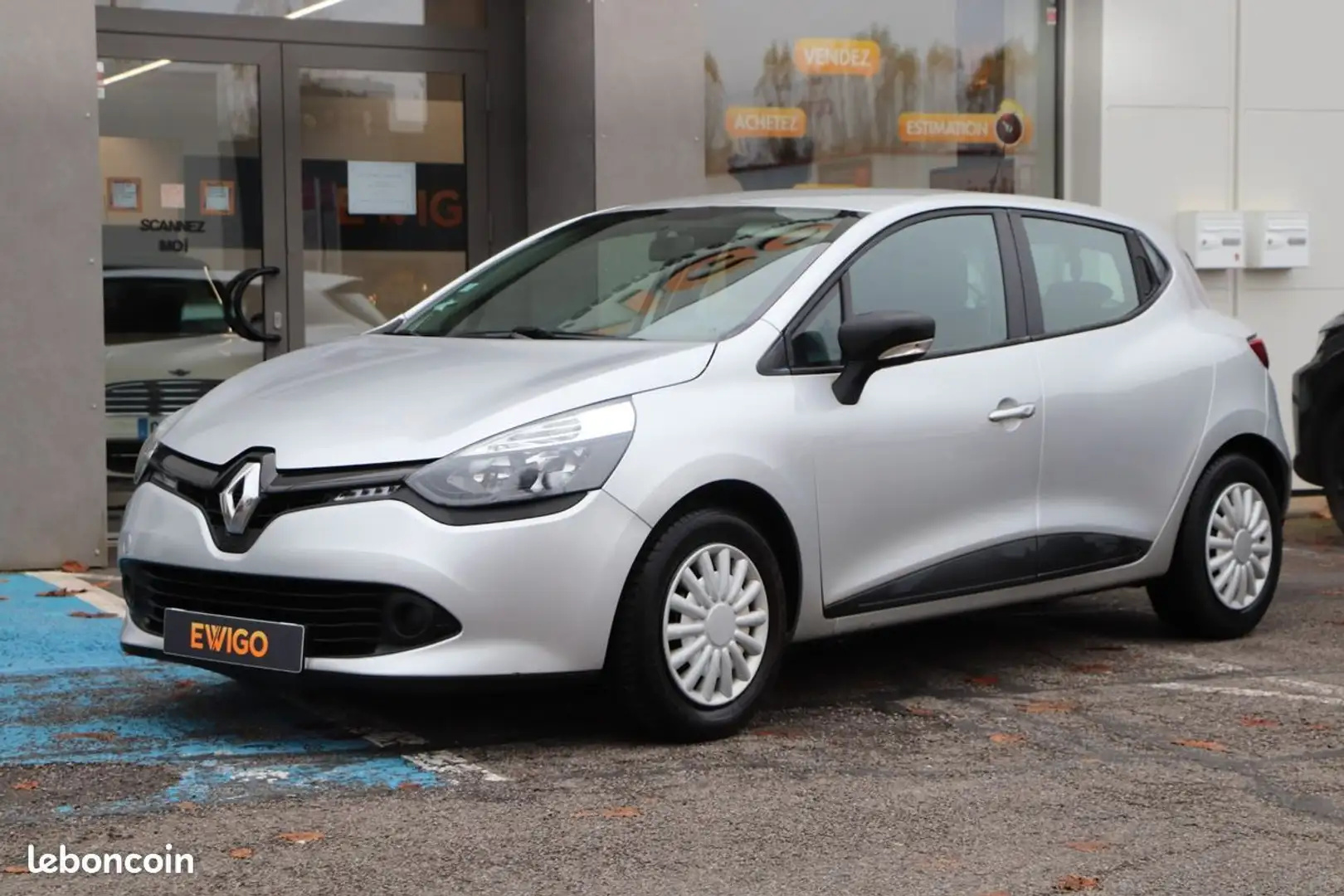 Renault Clio 1.2 75 cv life garantie distri ok Gris - 1