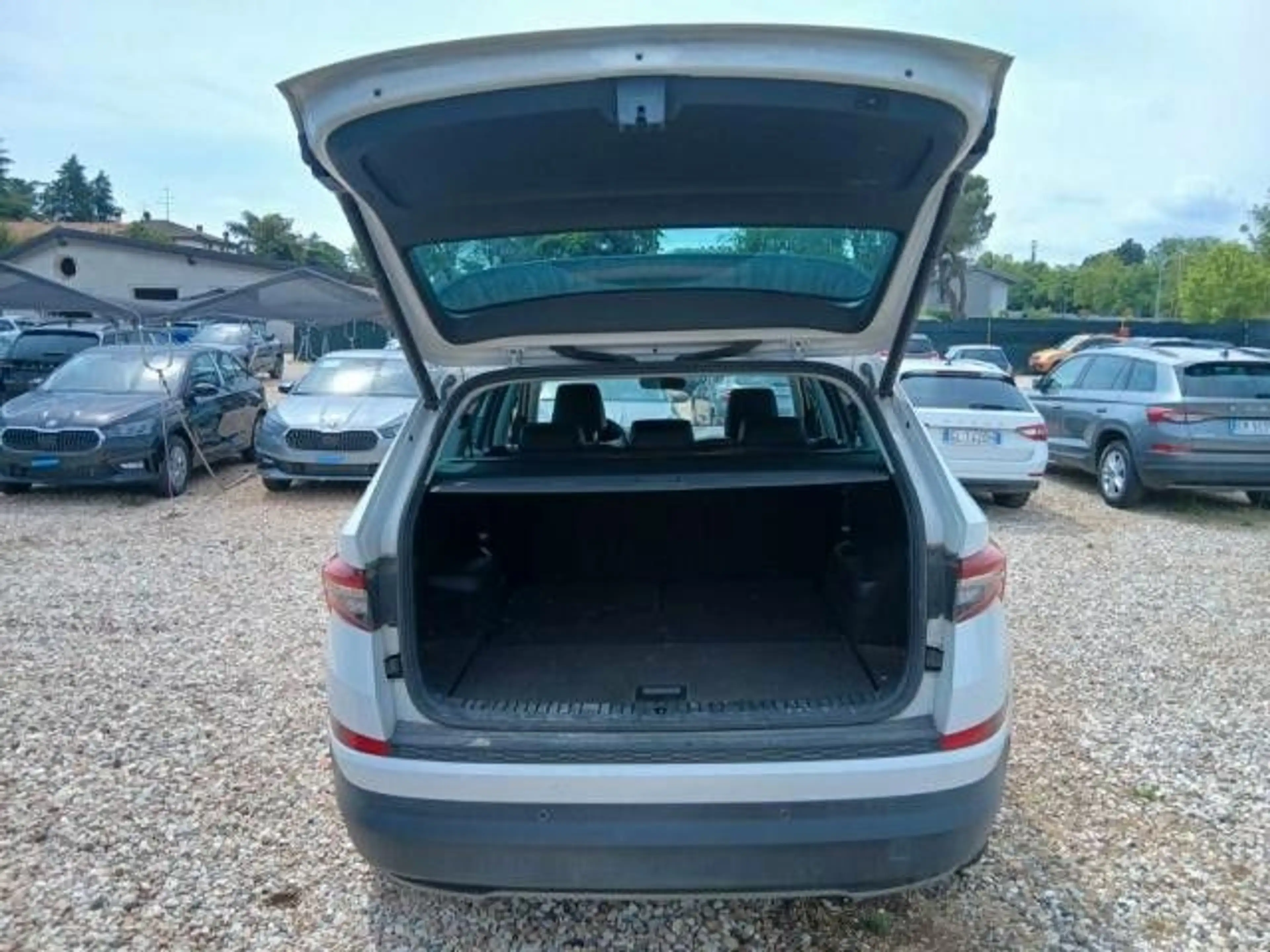 Skoda Kodiaq Style4x4 2.0TDI DSG Navi LED 7-Sitze — photo 7