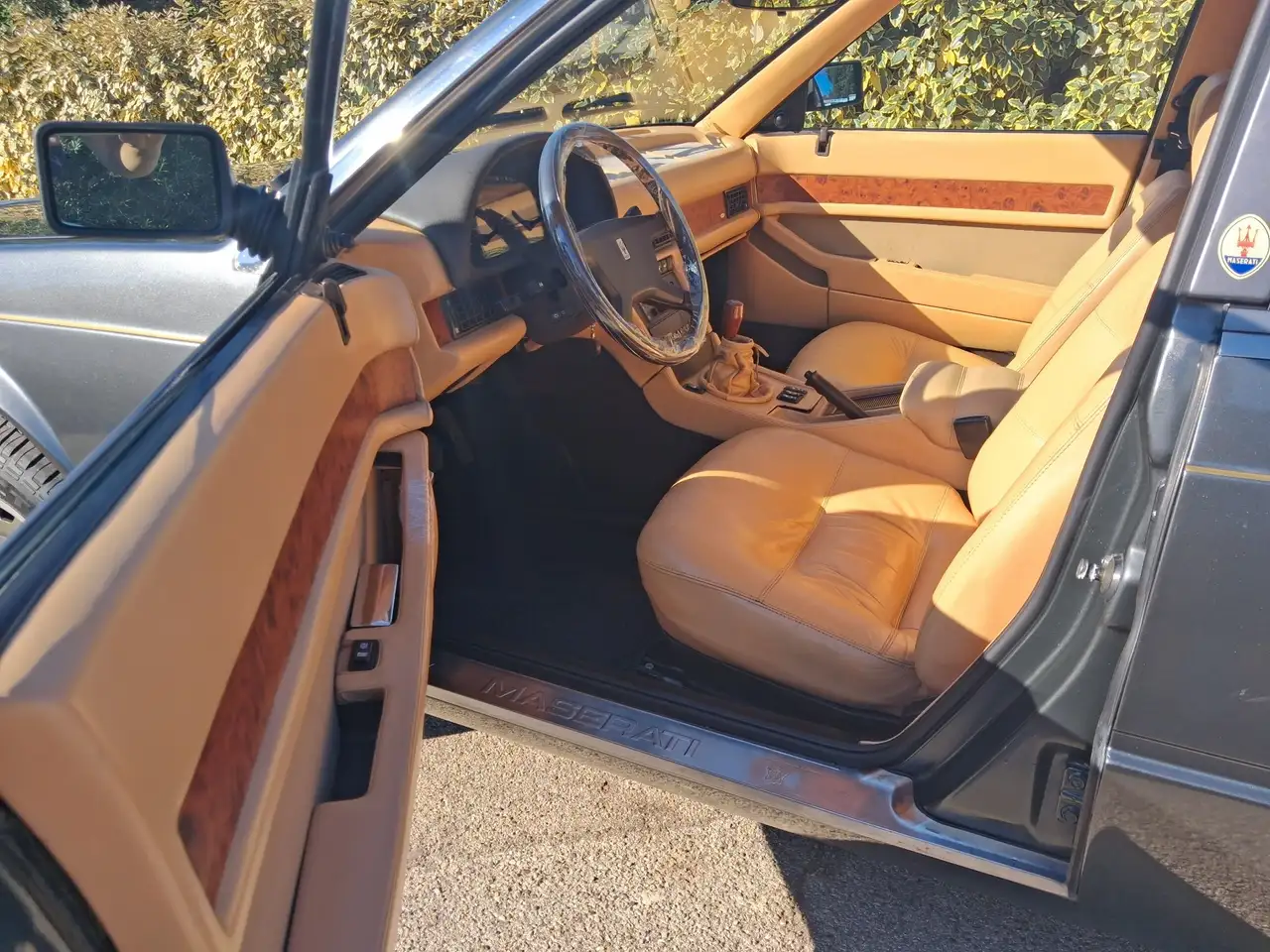 Maserati 420 iniezione weber, Rifle Grey, pelle beige, foto 8