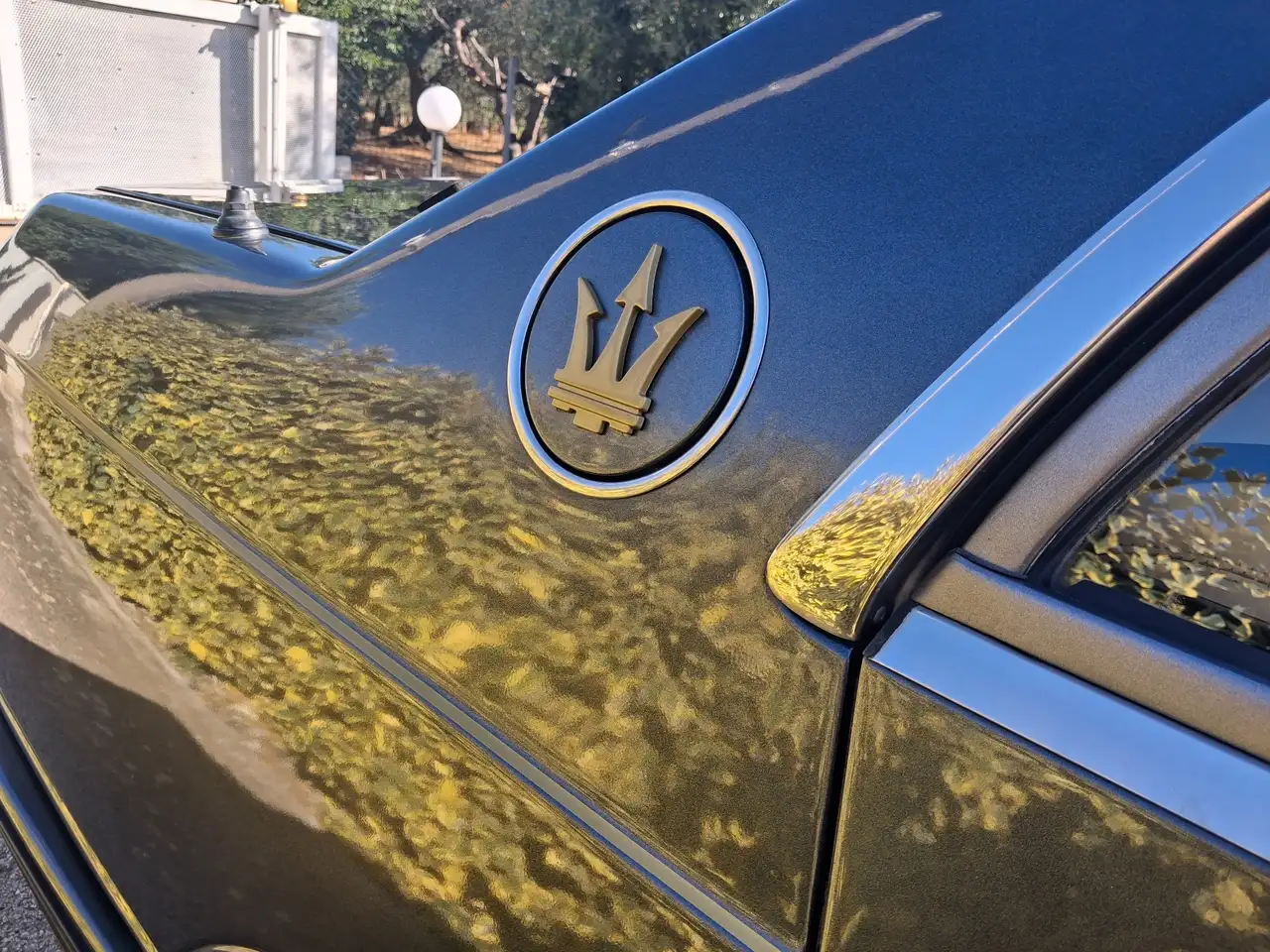 Maserati 420 iniezione weber, Rifle Grey, pelle beige, foto 5