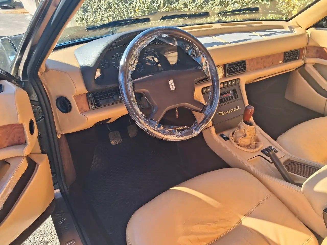 Maserati 420 iniezione weber, Rifle Grey, pelle beige, foto 11