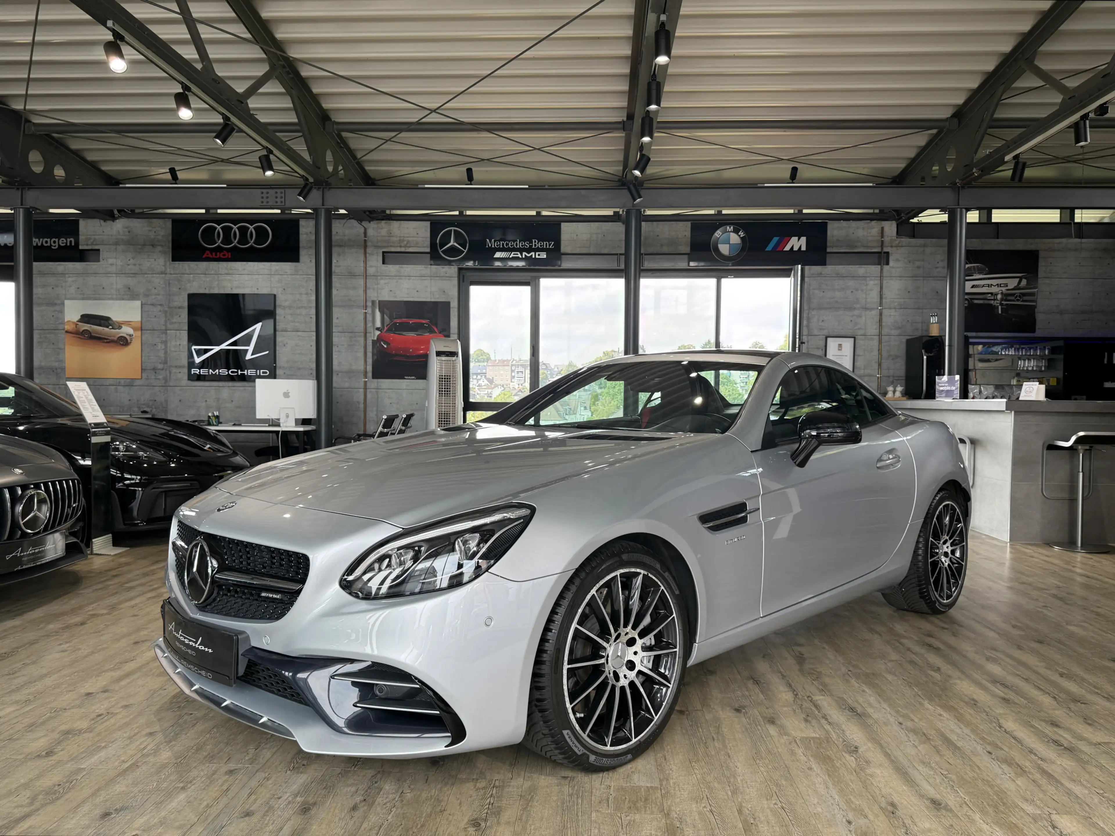 Mercedes-Benz SLC 43 AMG Roadster*PANO*LED*NAVI*KAMERA*DISTRON — photo 2