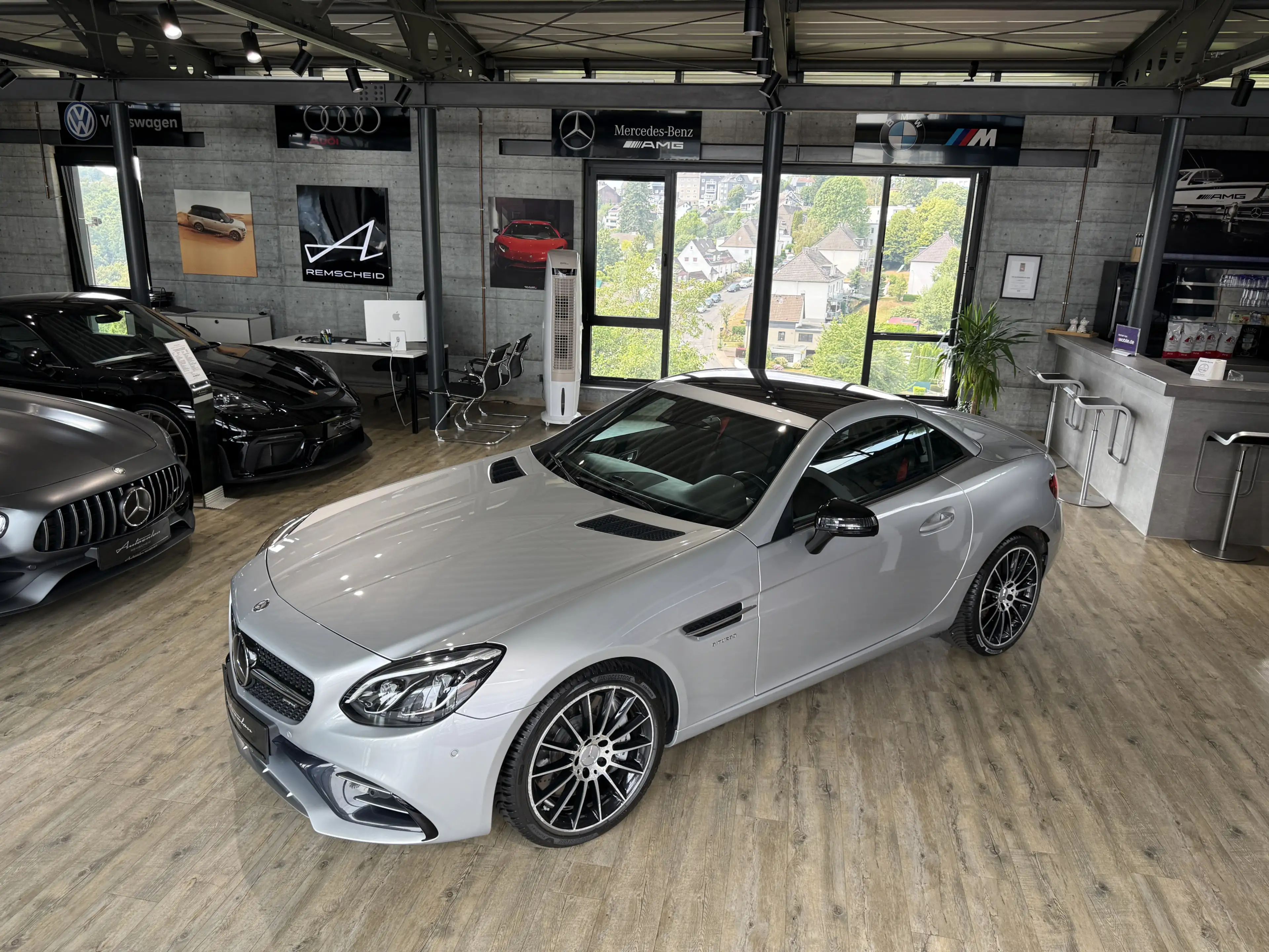Mercedes-Benz SLC 43 AMG Roadster*PANO*LED*NAVI*KAMERA*DISTRON — photo 4