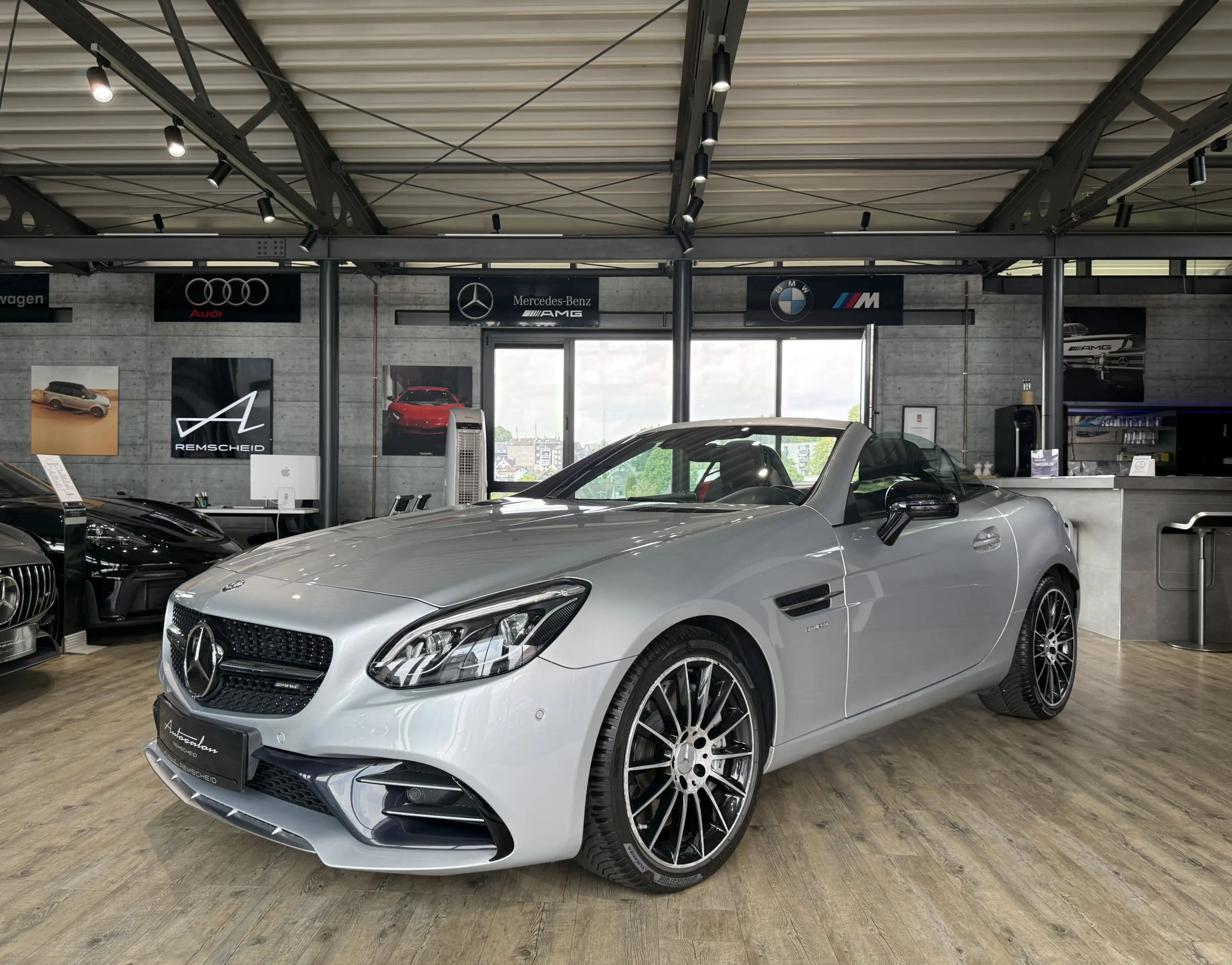 Mercedes-Benz SLC 43 AMG Roadster*PANO*LED*NAVI*KAMERA*DISTRON