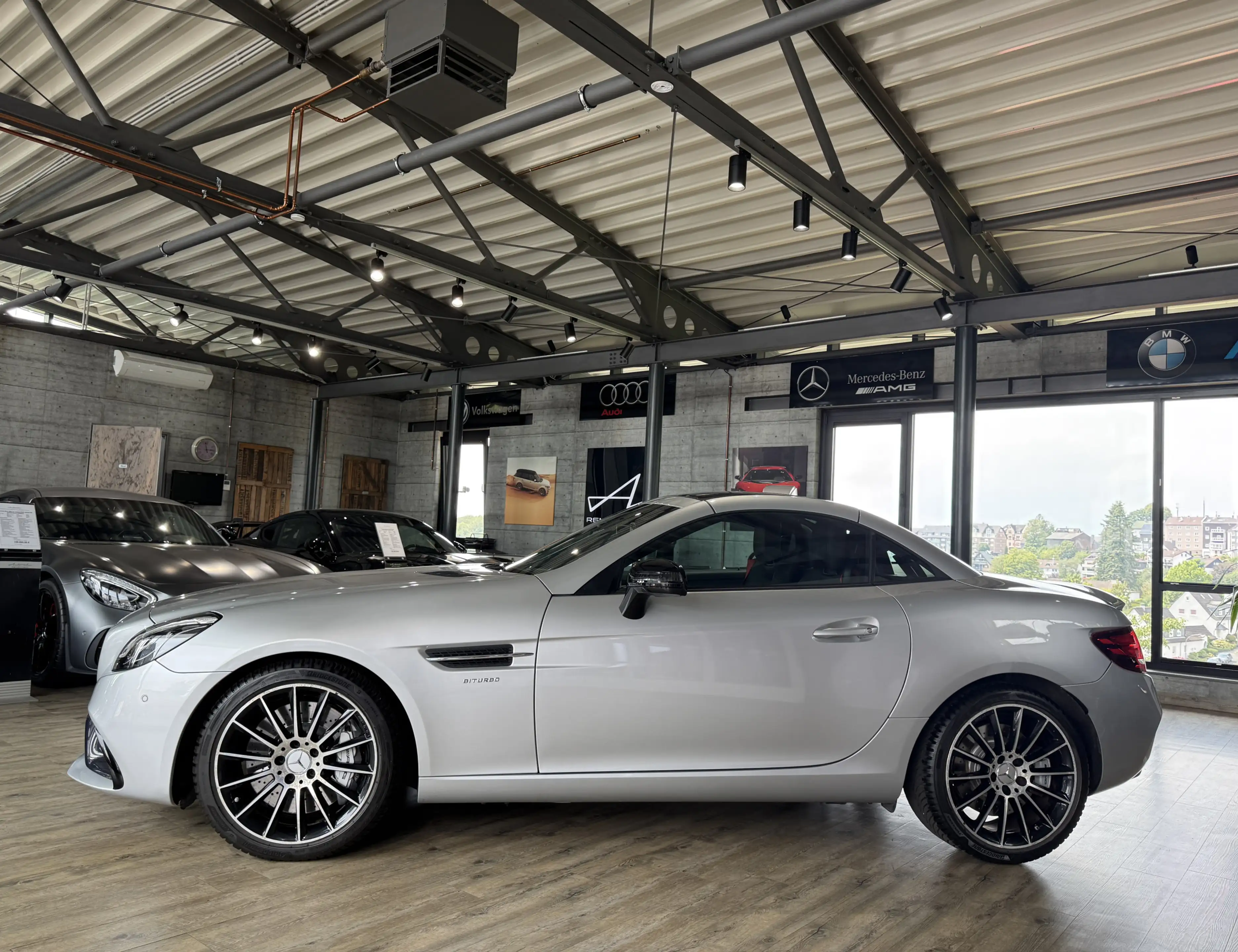 Mercedes-Benz SLC 43 AMG Roadster*PANO*LED*NAVI*KAMERA*DISTRON — photo 6