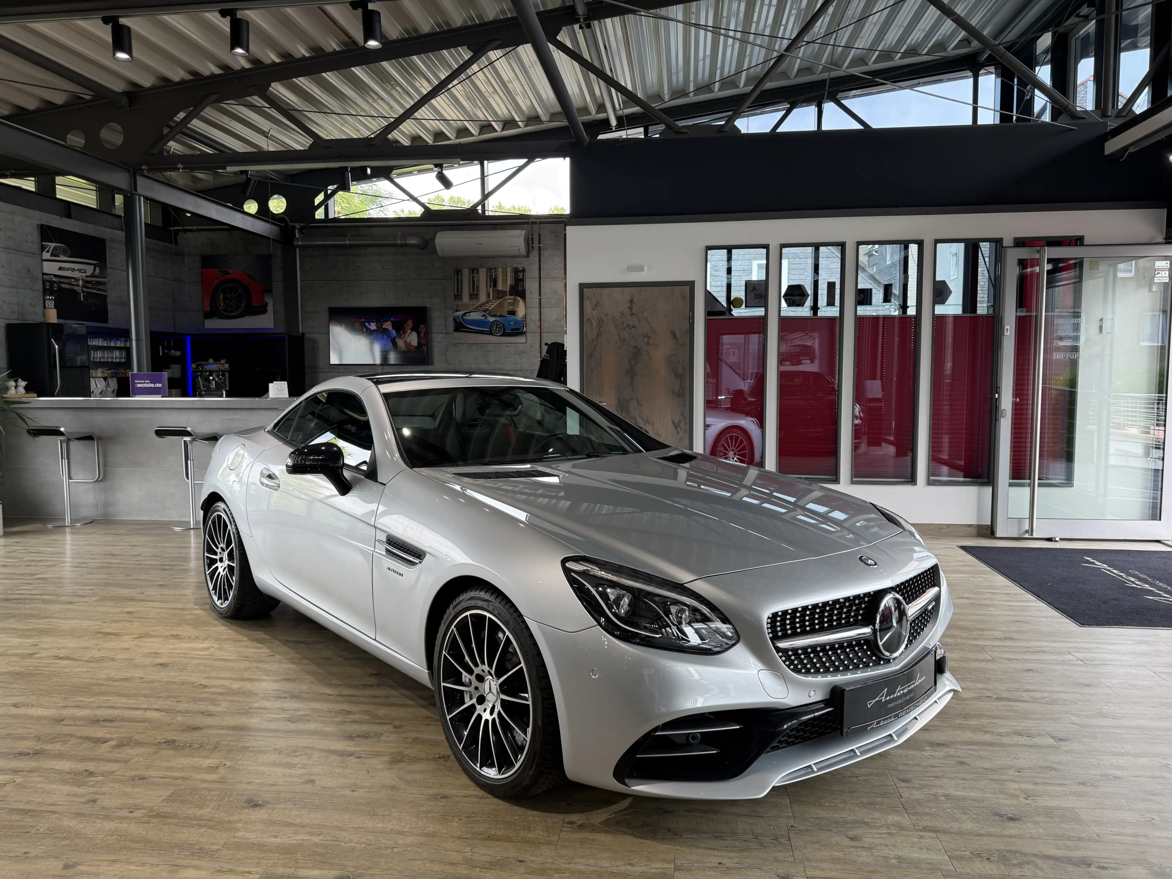 Mercedes-Benz SLC 43 AMG Roadster*PANO*LED*NAVI*KAMERA*DISTRON — photo 14