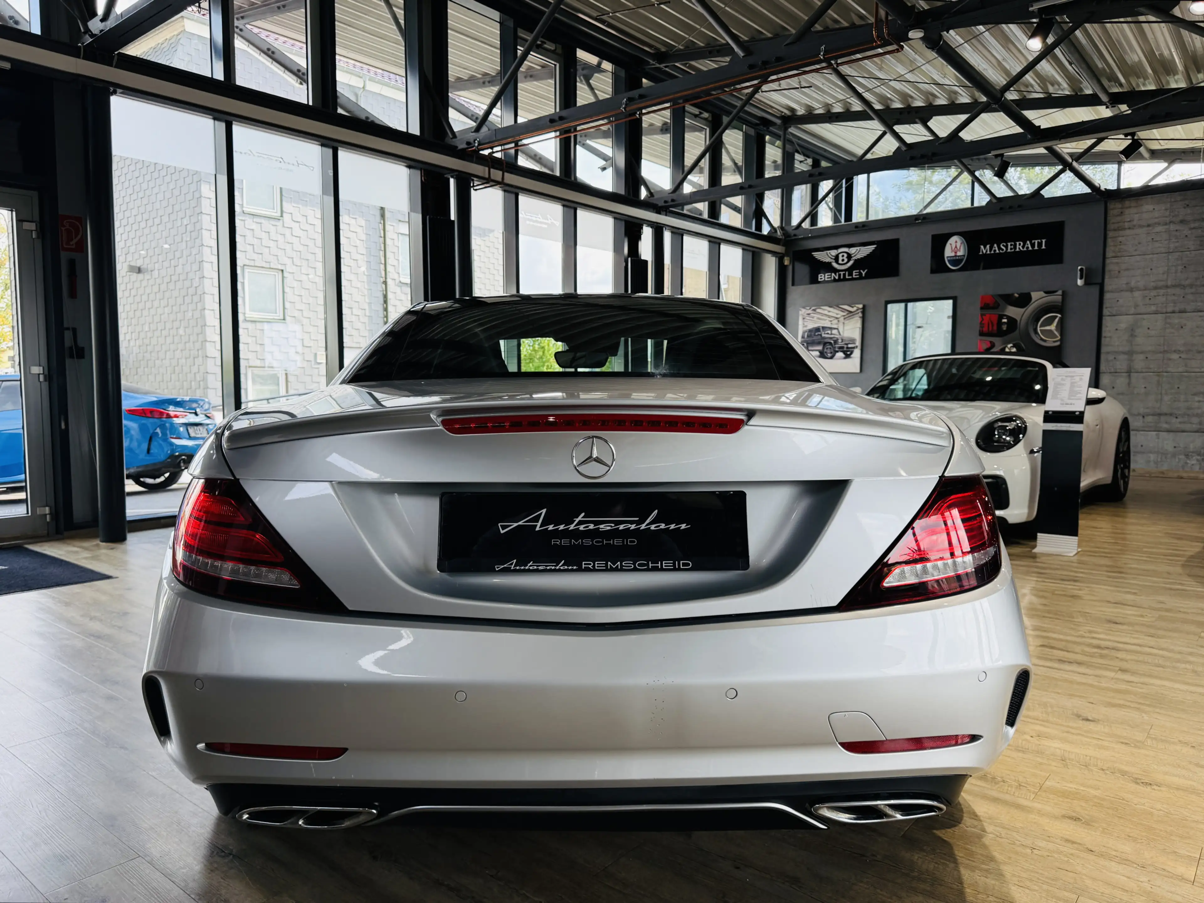 Mercedes-Benz SLC 43 AMG Roadster*PANO*LED*NAVI*KAMERA*DISTRON — photo 9
