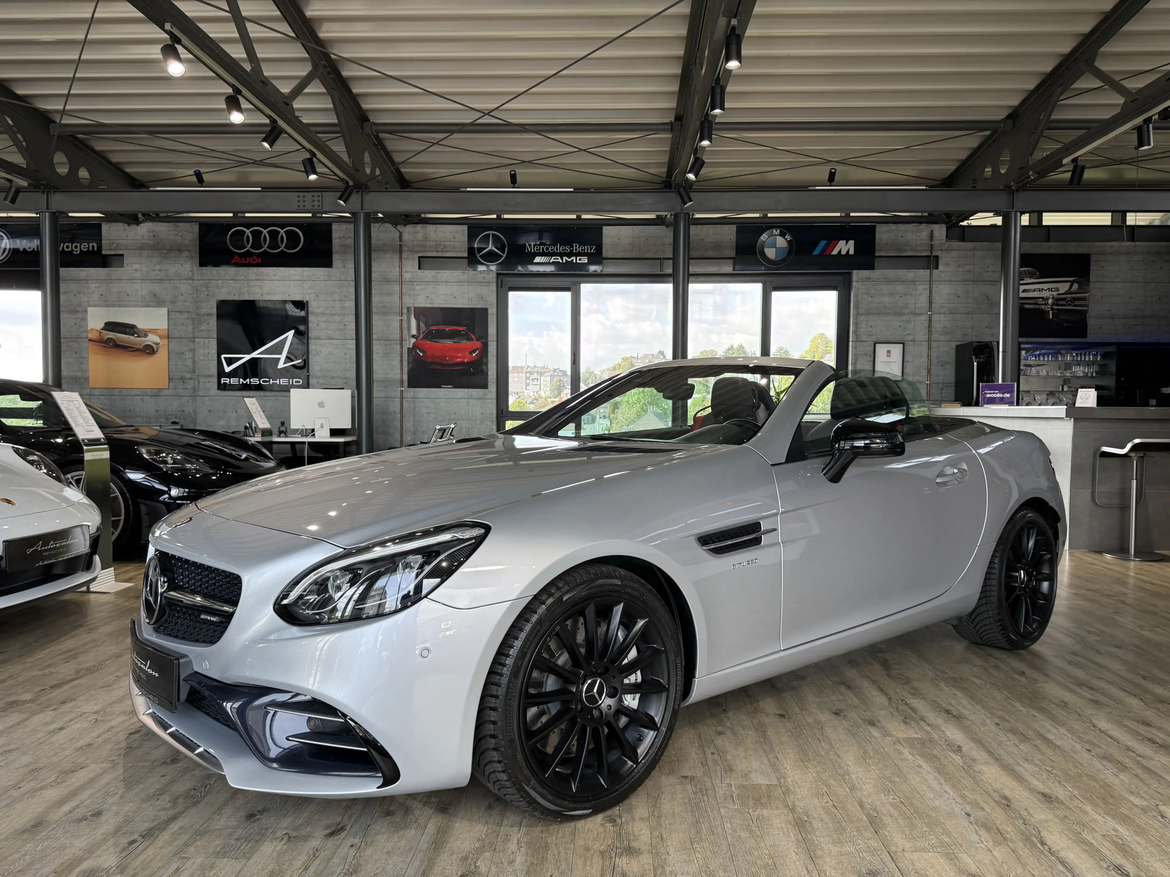 Mercedes-Benz SLC 43 AMG Roadster*PANO*LED*NAVI*KAMERA*DISTRON