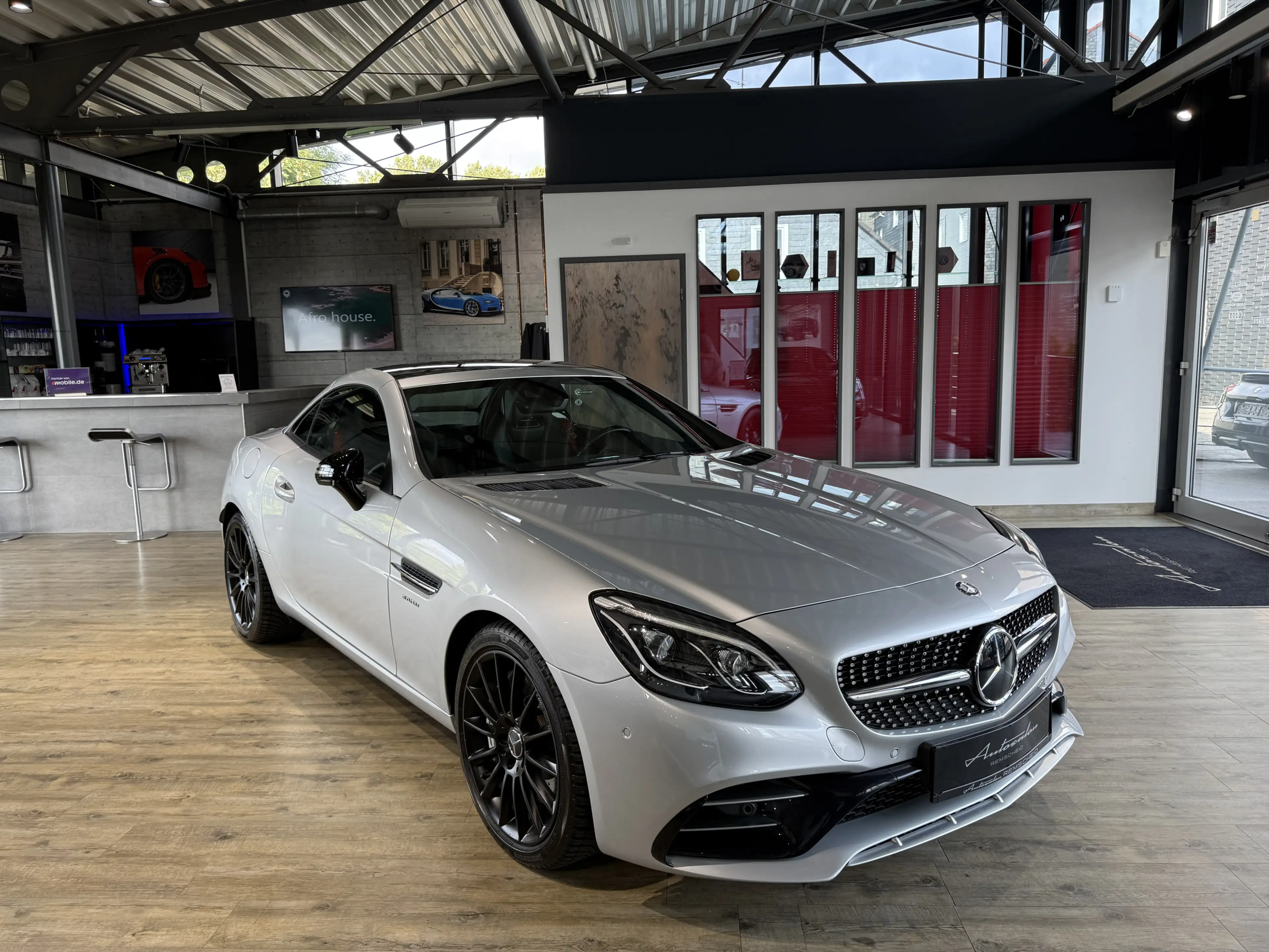 Mercedes-Benz SLC 43 AMG Roadster*PANO*LED*NAVI*KAMERA*DISTRON — photo 15