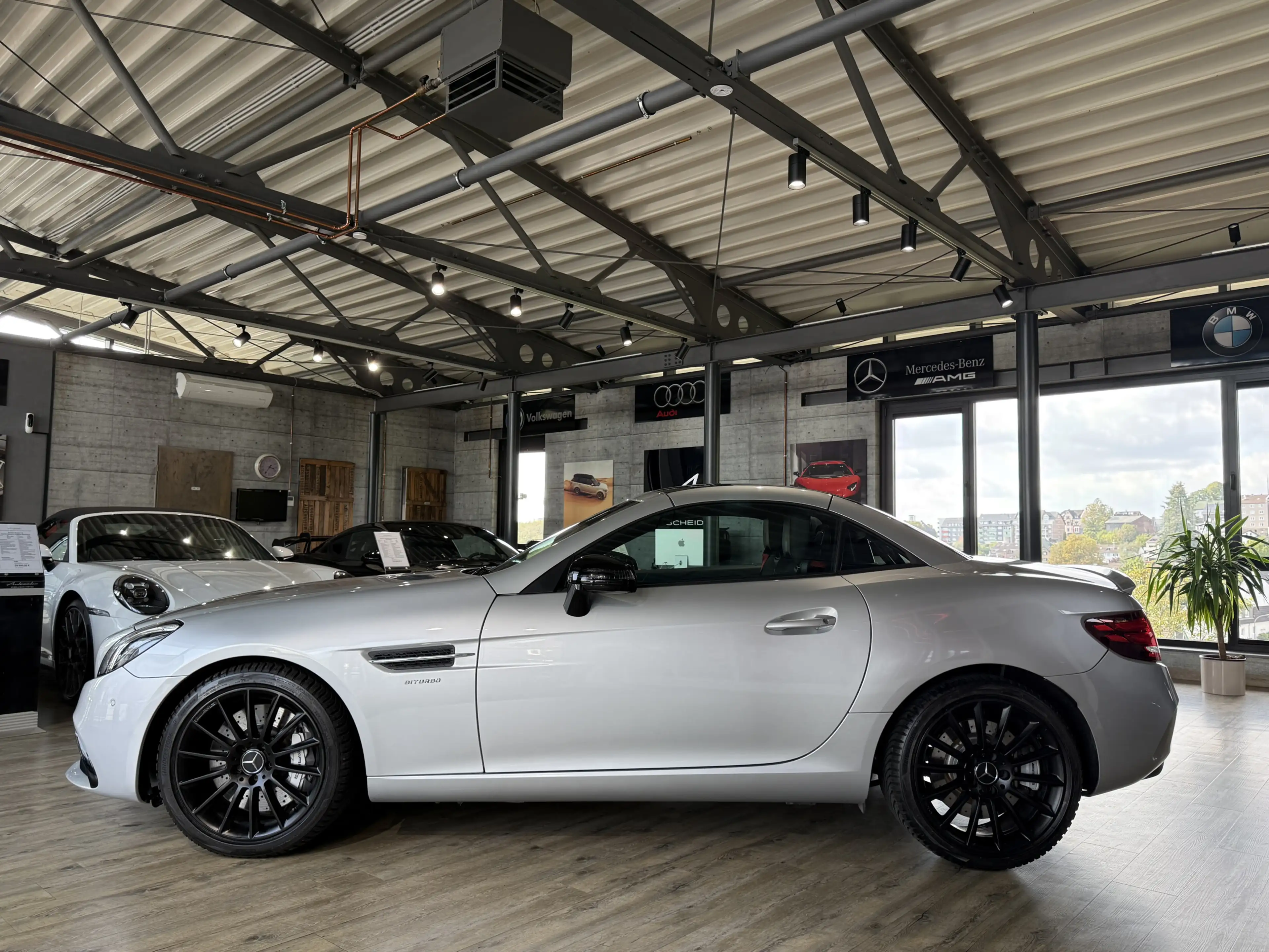 Mercedes-Benz SLC 43 AMG Roadster*PANO*LED*NAVI*KAMERA*DISTRON — photo 6