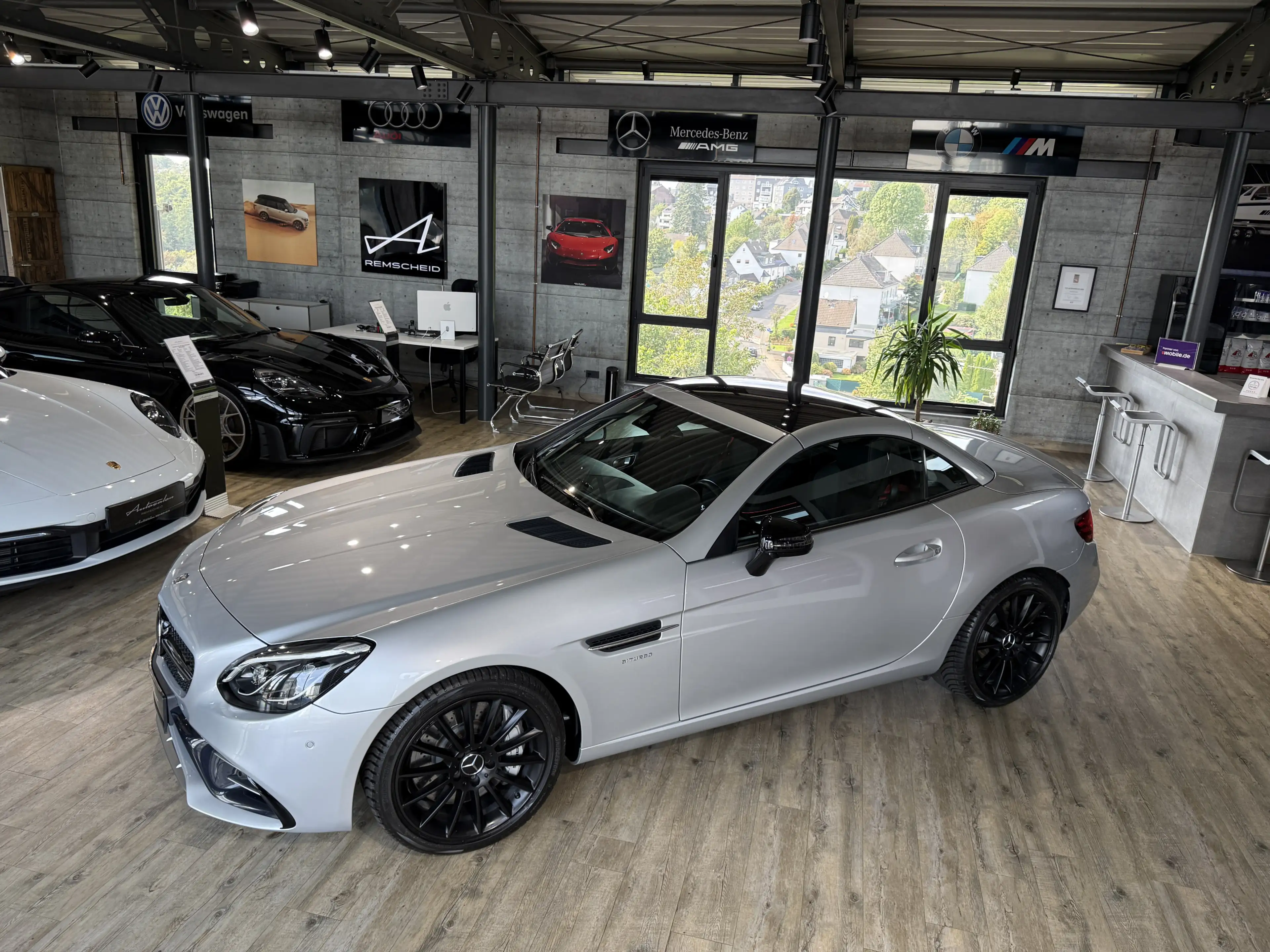 Mercedes-Benz SLC 43 AMG Roadster*PANO*LED*NAVI*KAMERA*DISTRON — photo 4