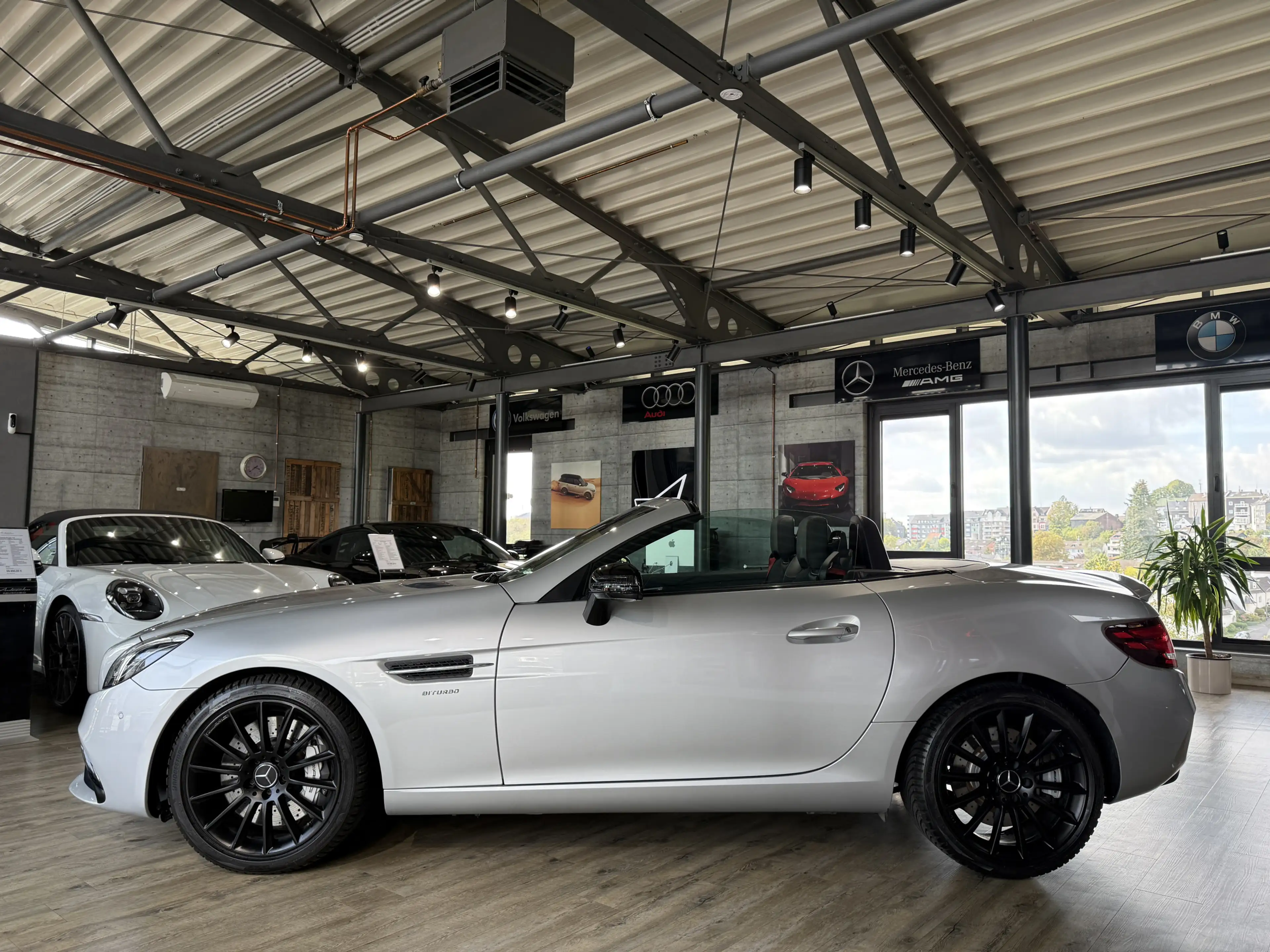 Mercedes-Benz SLC 43 AMG Roadster*PANO*LED*NAVI*KAMERA*DISTRON — photo 5