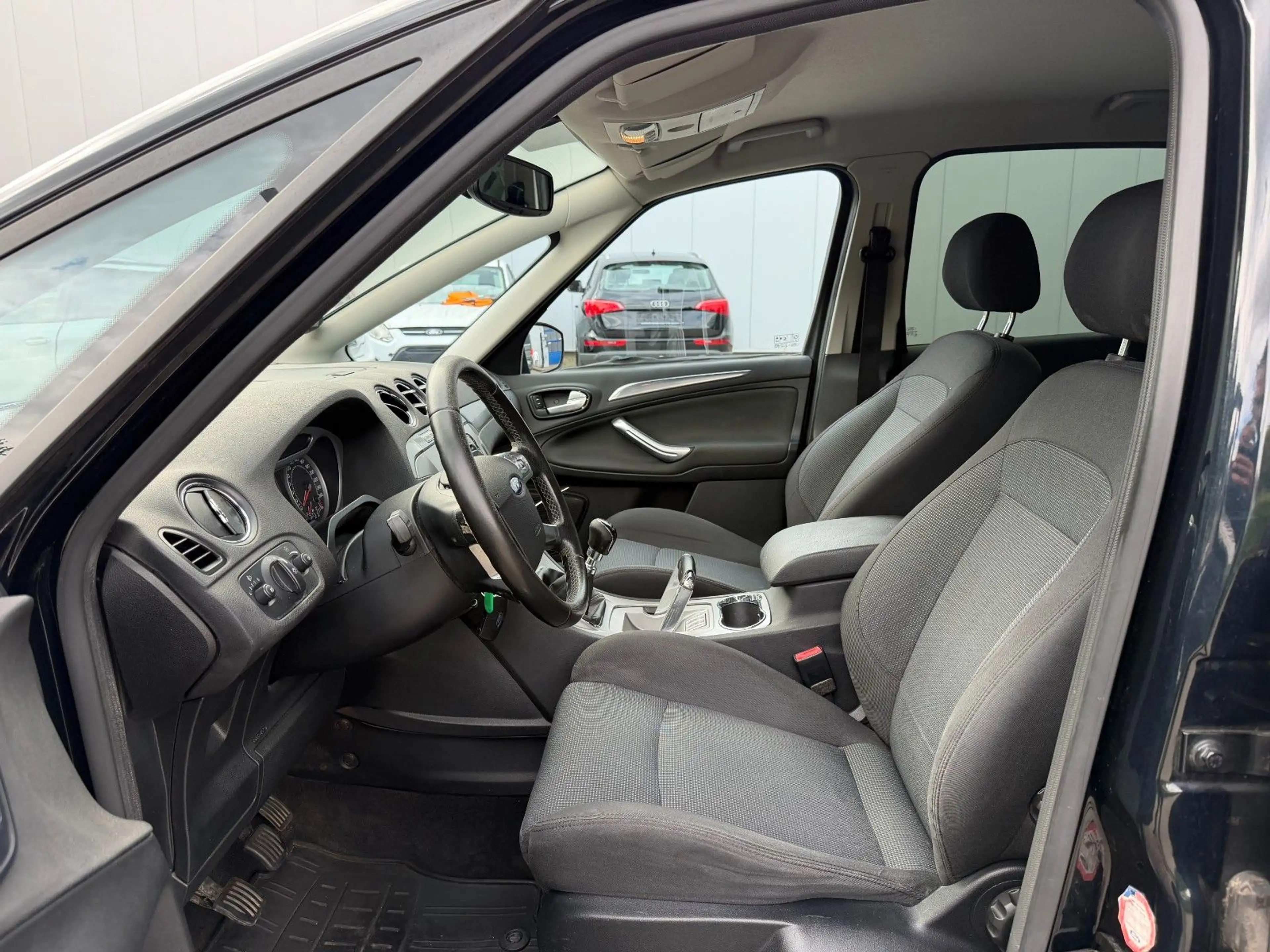 Ford S-Max Titanium *FordConvers+ *Sportsitze *Klima — photo 14