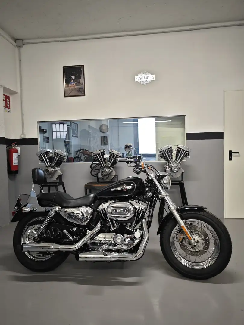 Harley-Davidson 1200 Custom Nero - 1