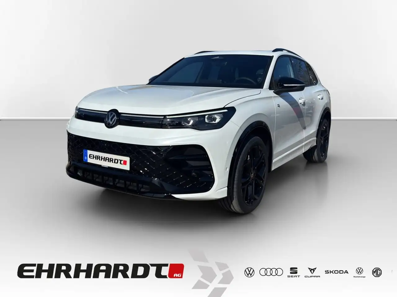 Volkswagen Tiguan 2.0 TDI DSG 4Motion R-Line AHK*STHZG*PANO*HARMA...