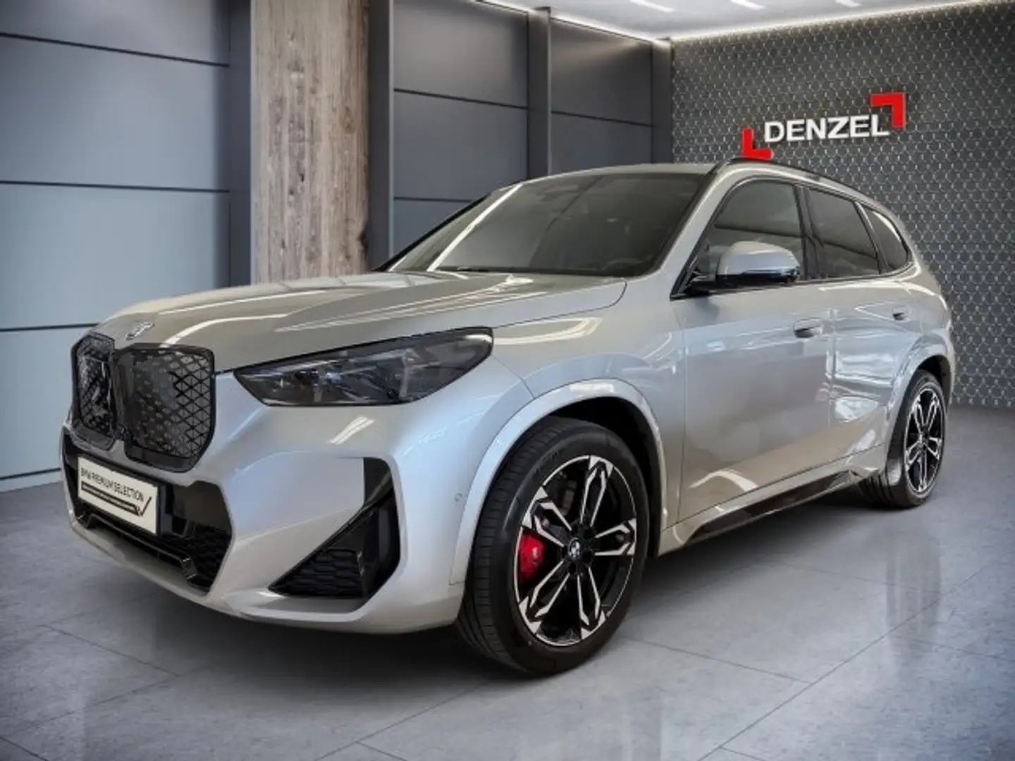 BMW iX1 eDrive20 U11 HB0 Silber - 1