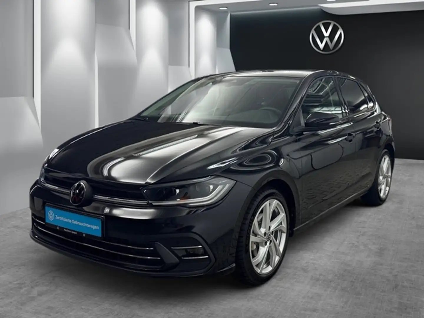 Volkswagen Polo VI 1.0TSI DSG Style IQ DRIVE AHK RFK PANO Schwarz - 2