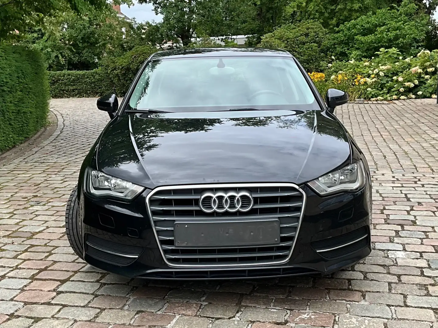 Audi A3 A3 Sportback 1.6 TDi Ambiente Nero - 2