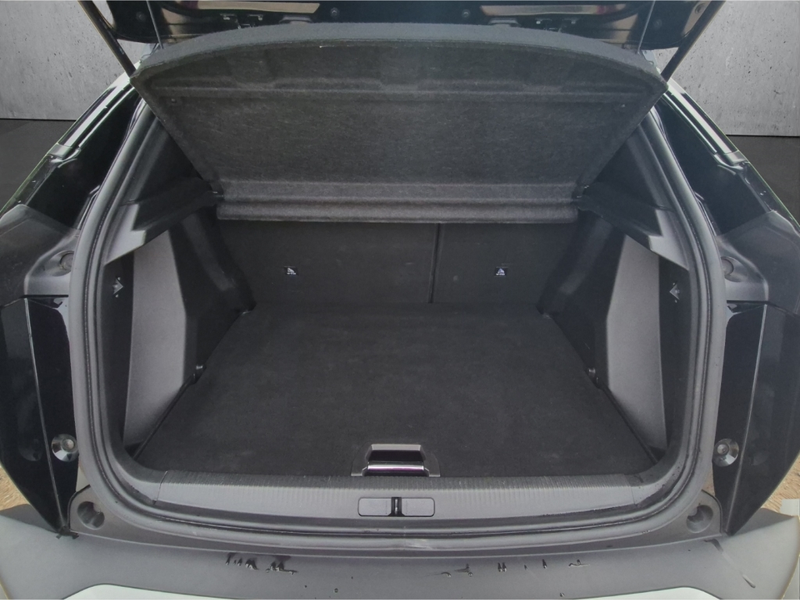 Peugeot 2008 GT PureTech 130 EAT8 Navi 360 Kamera LED ACC Apple — photo 7