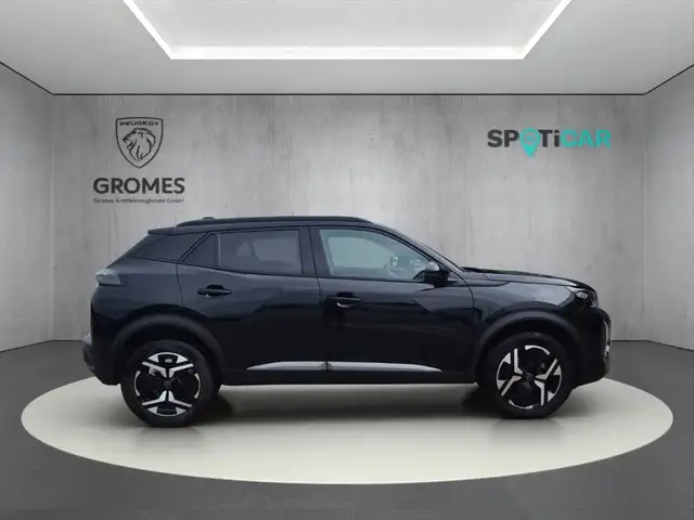 Peugeot 2008 view 2
